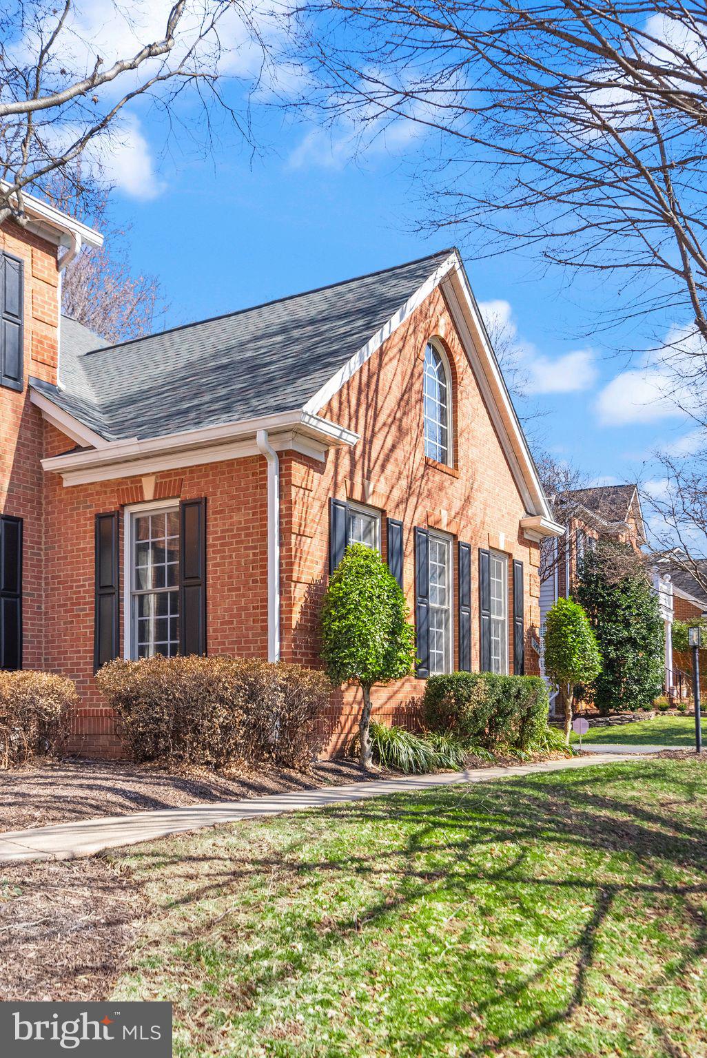 CEDAR CHASE - Residential