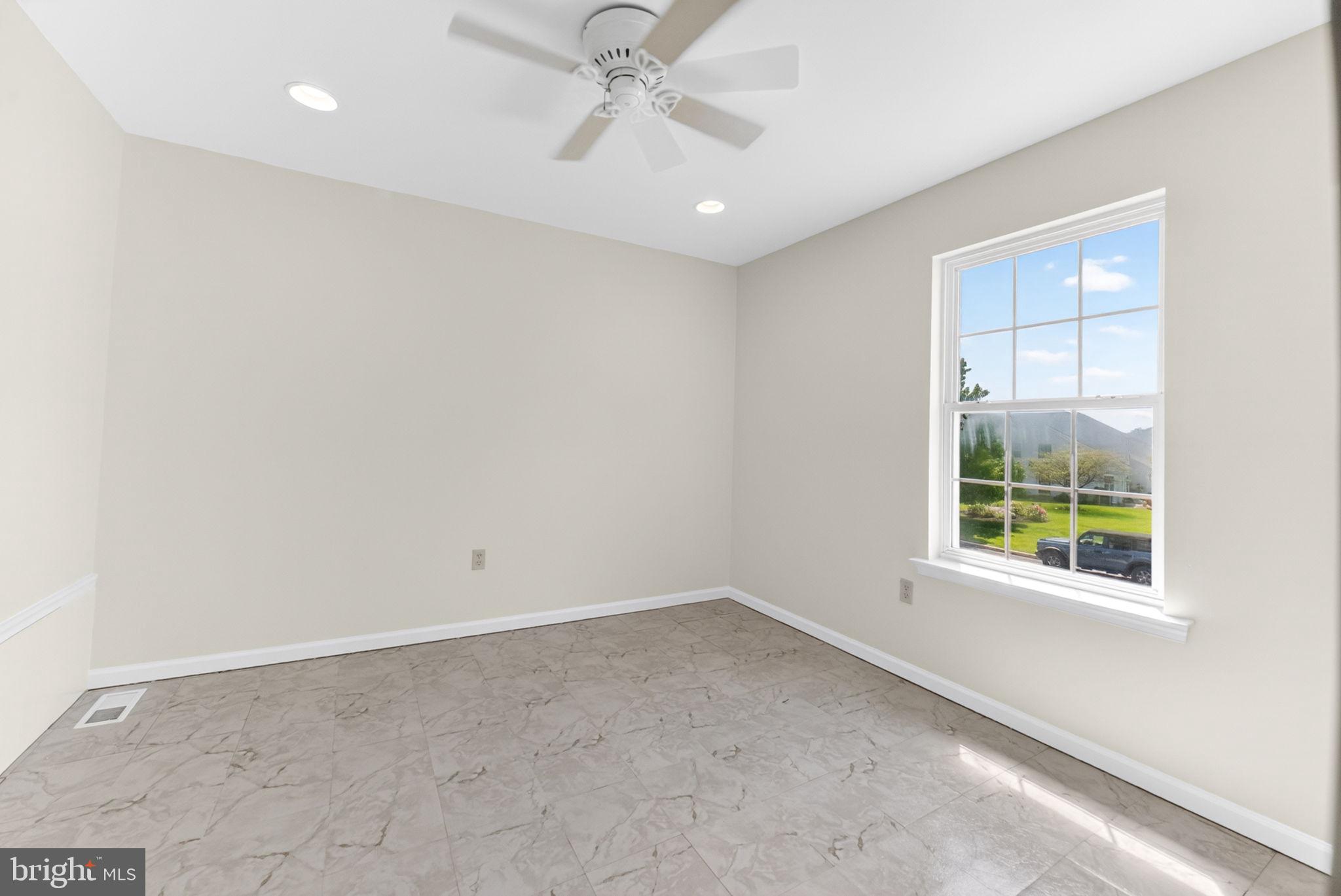 LAFAYETTE PARK - Residential