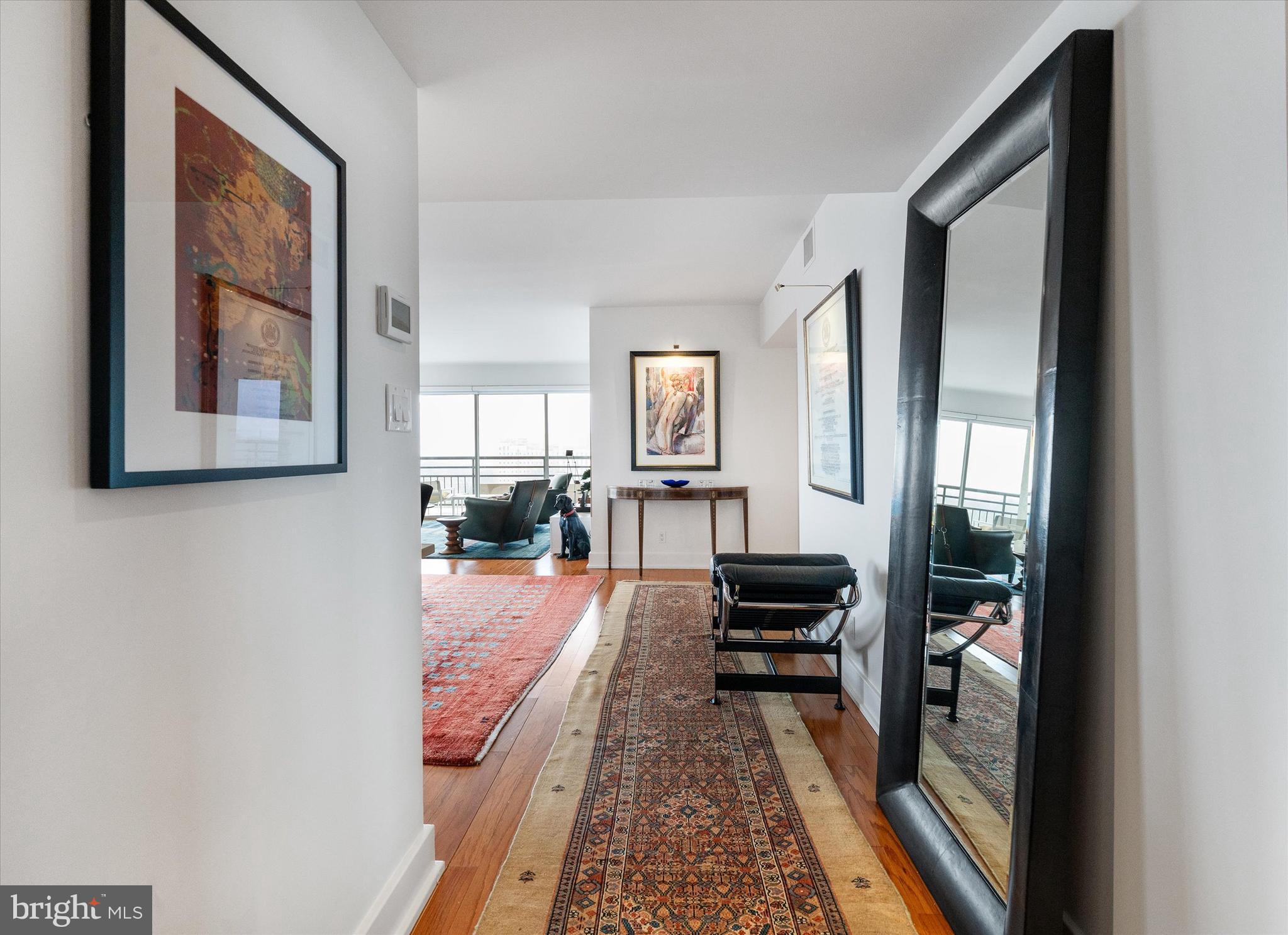 PARK PLAZA - Residential
