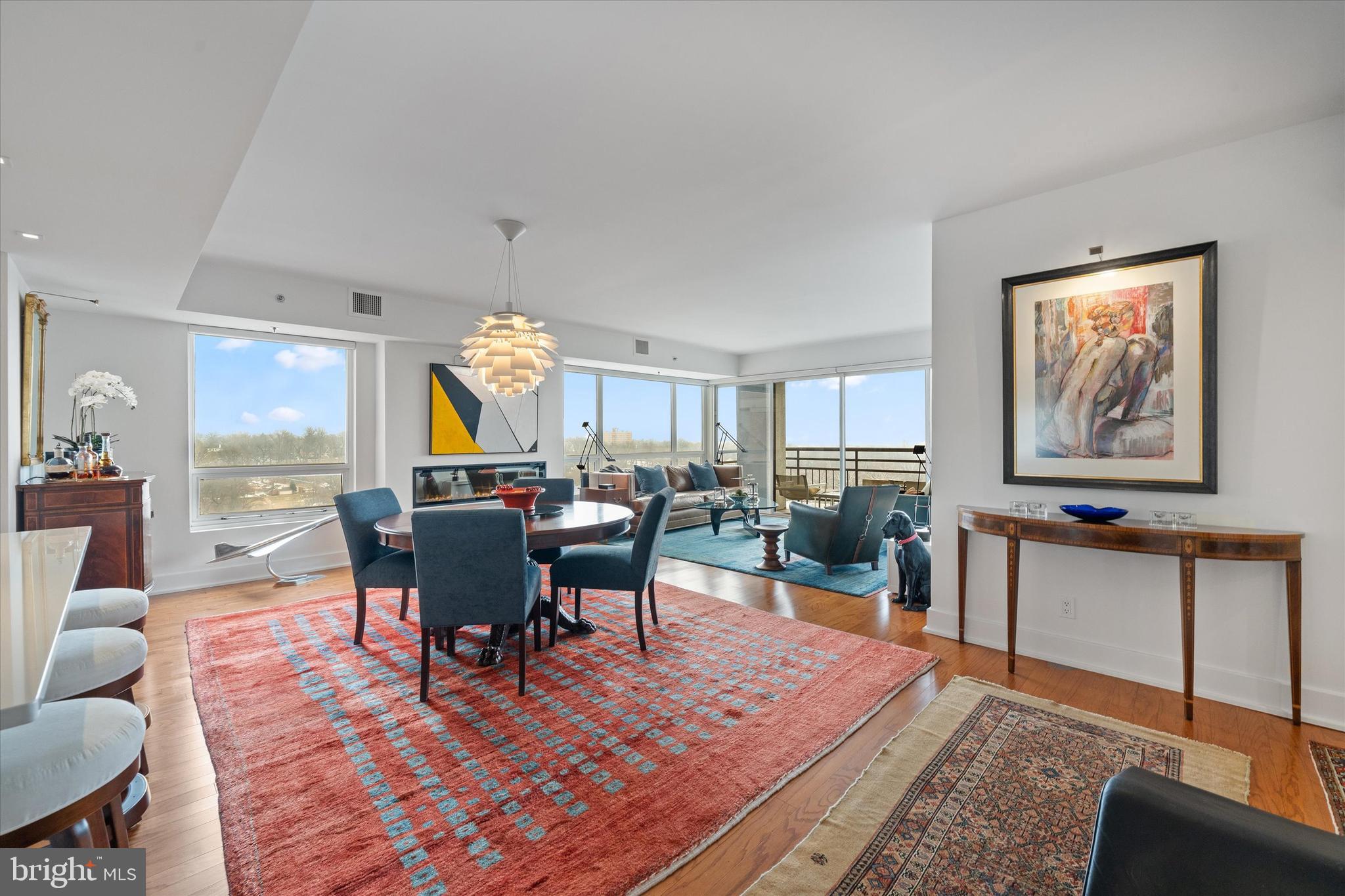 PARK PLAZA - Residential