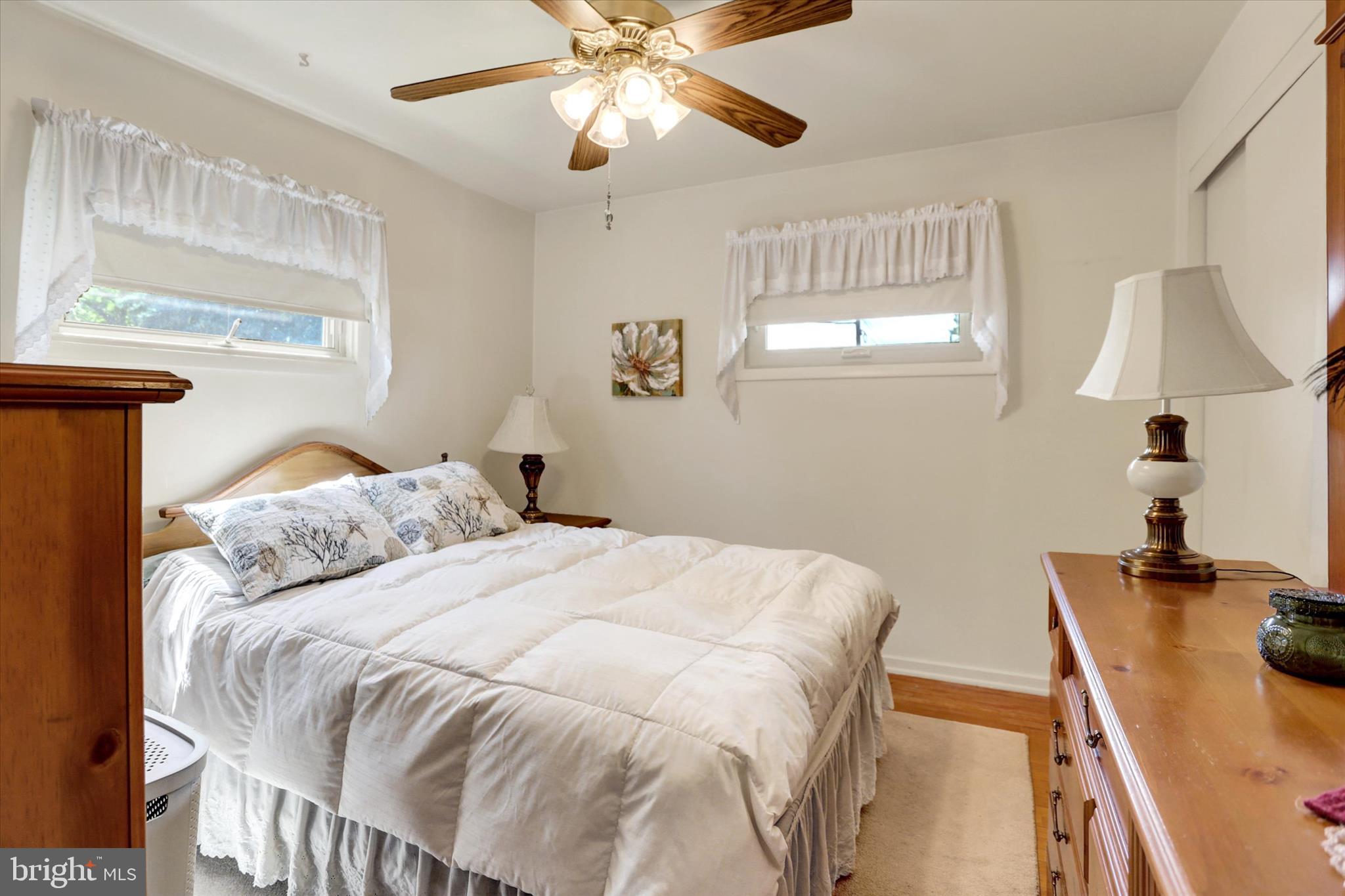 WINDSOR PARK - Residential