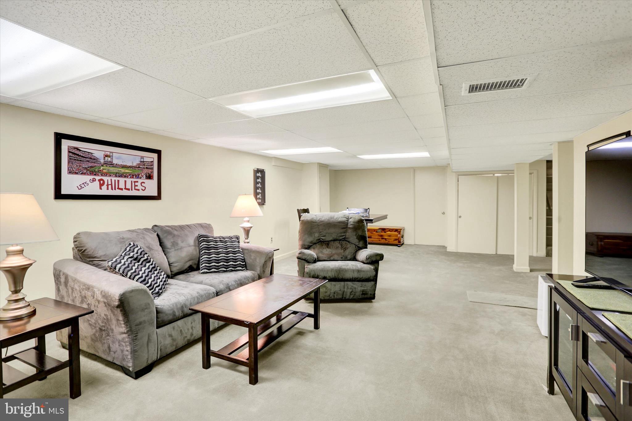 WINDSOR PARK - Residential