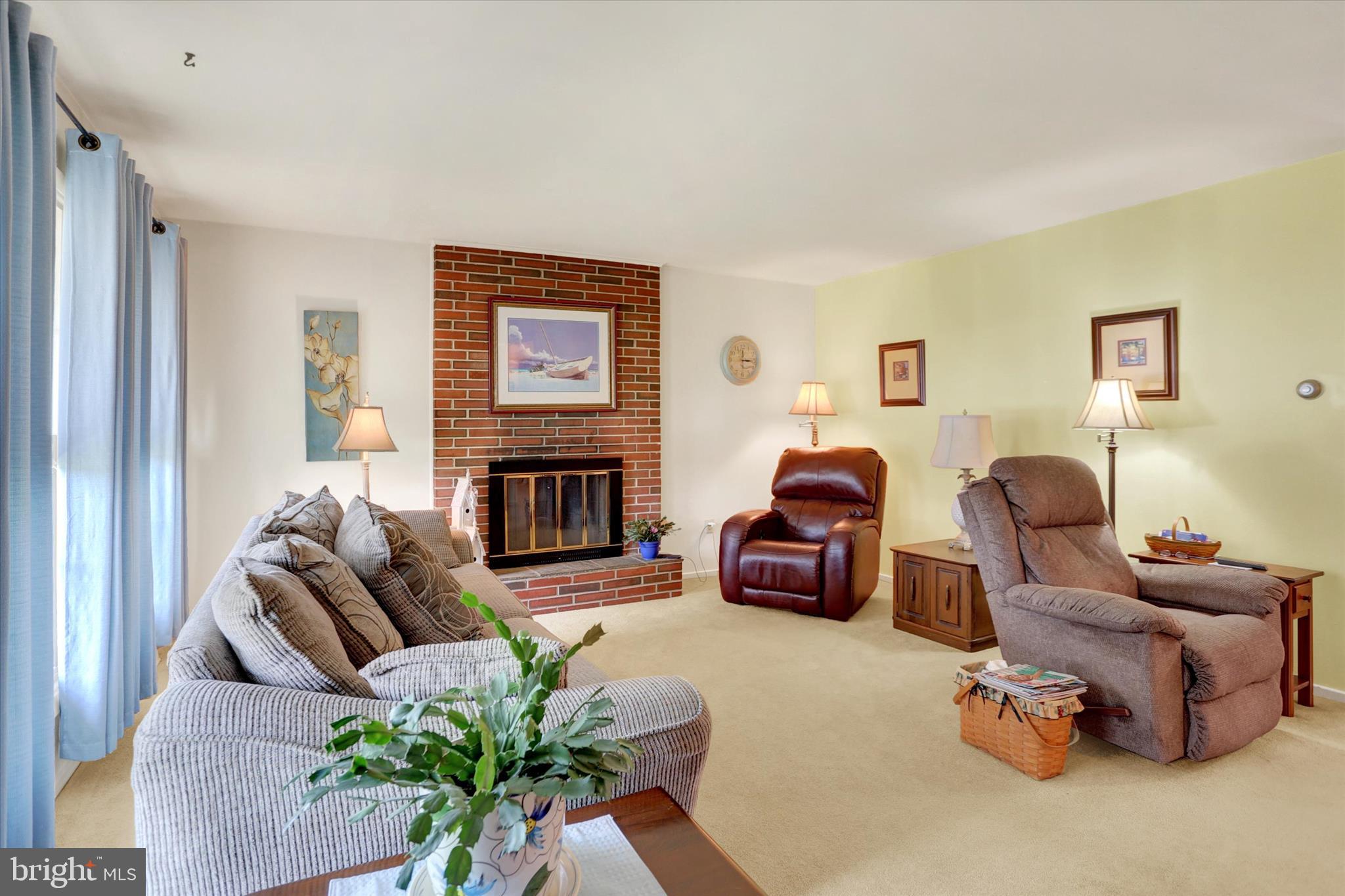 WINDSOR PARK - Residential