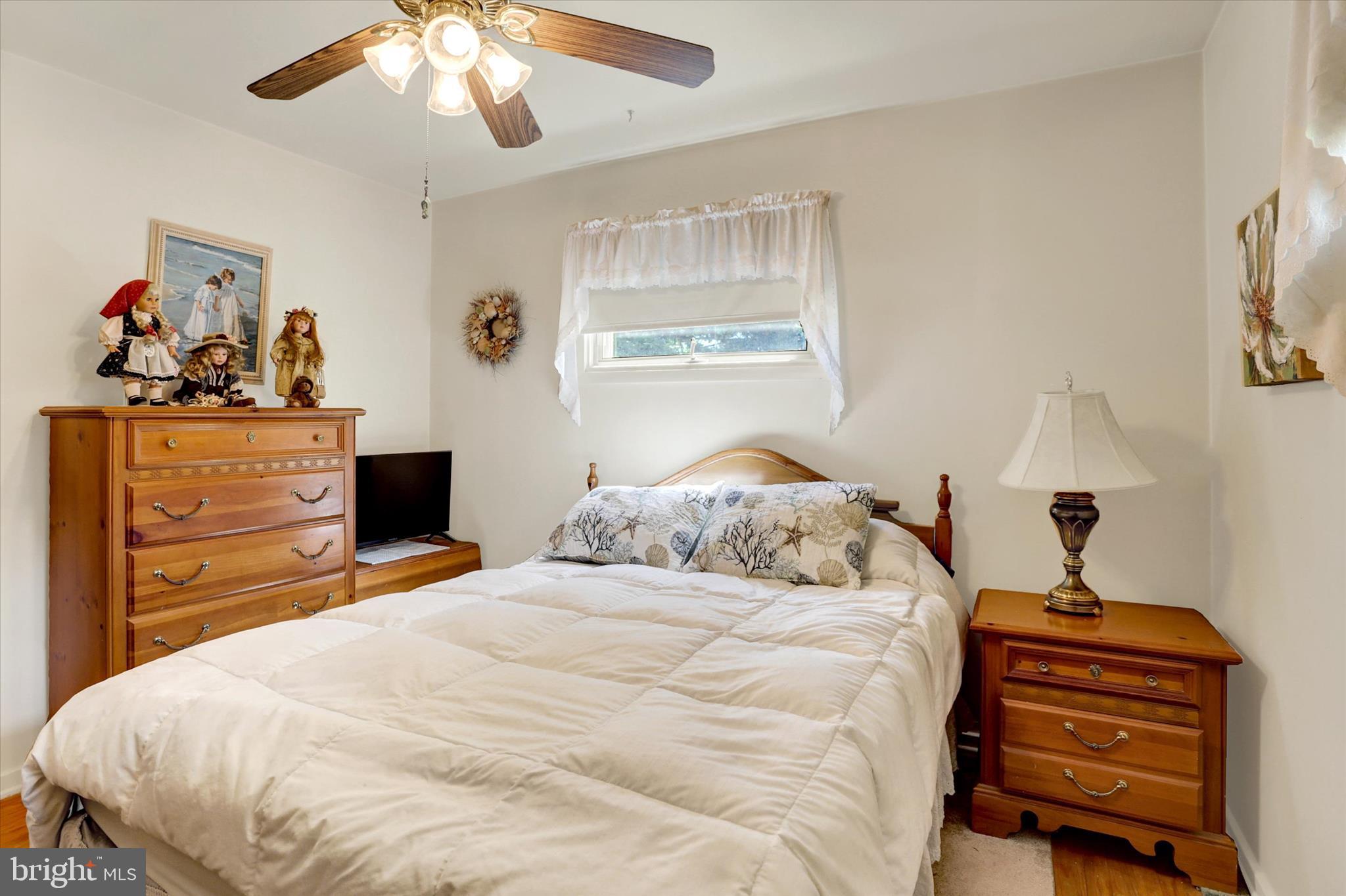 WINDSOR PARK - Residential