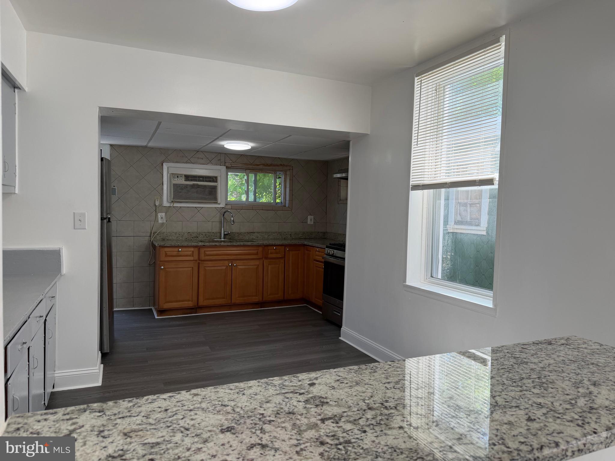 PHILADELPHIA (SOUTHWEST) - Residential