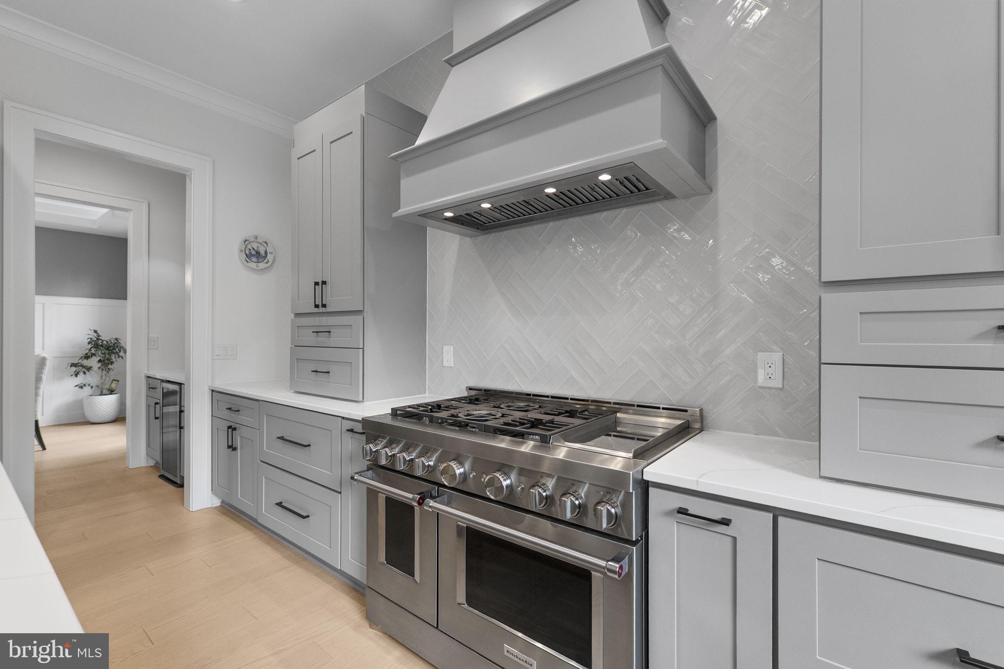 ASHTON HEIGHTS - Residential