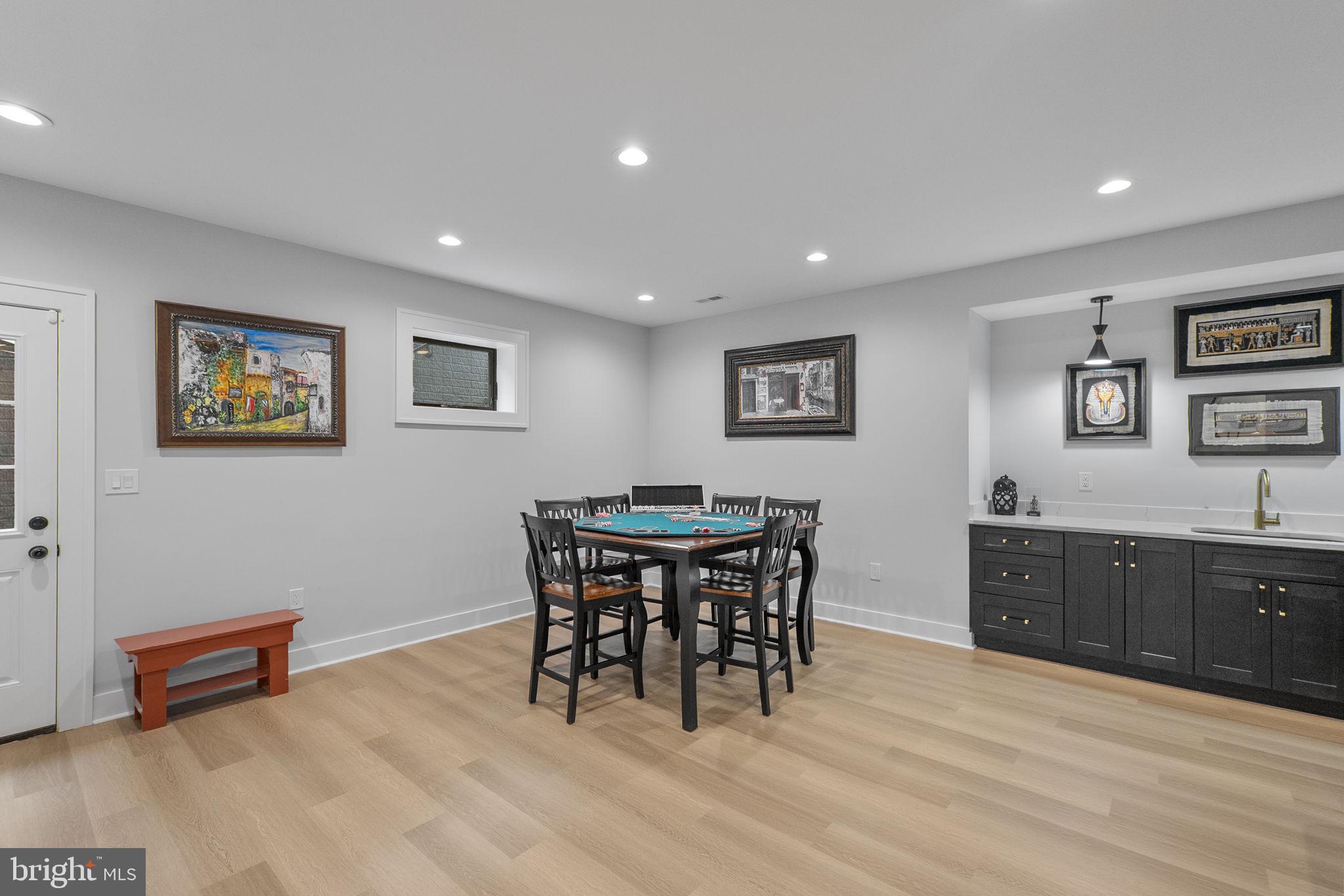 ASHTON HEIGHTS - Residential