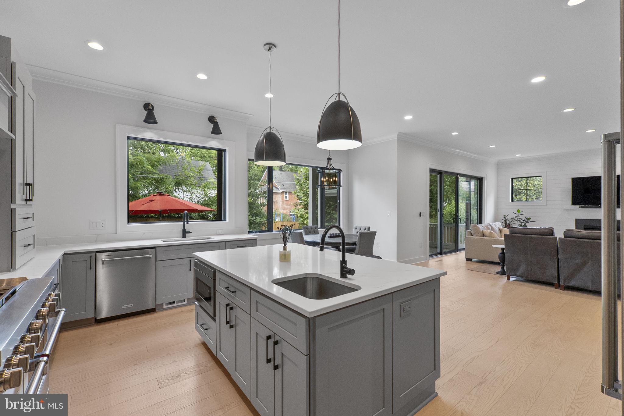 ASHTON HEIGHTS - Residential