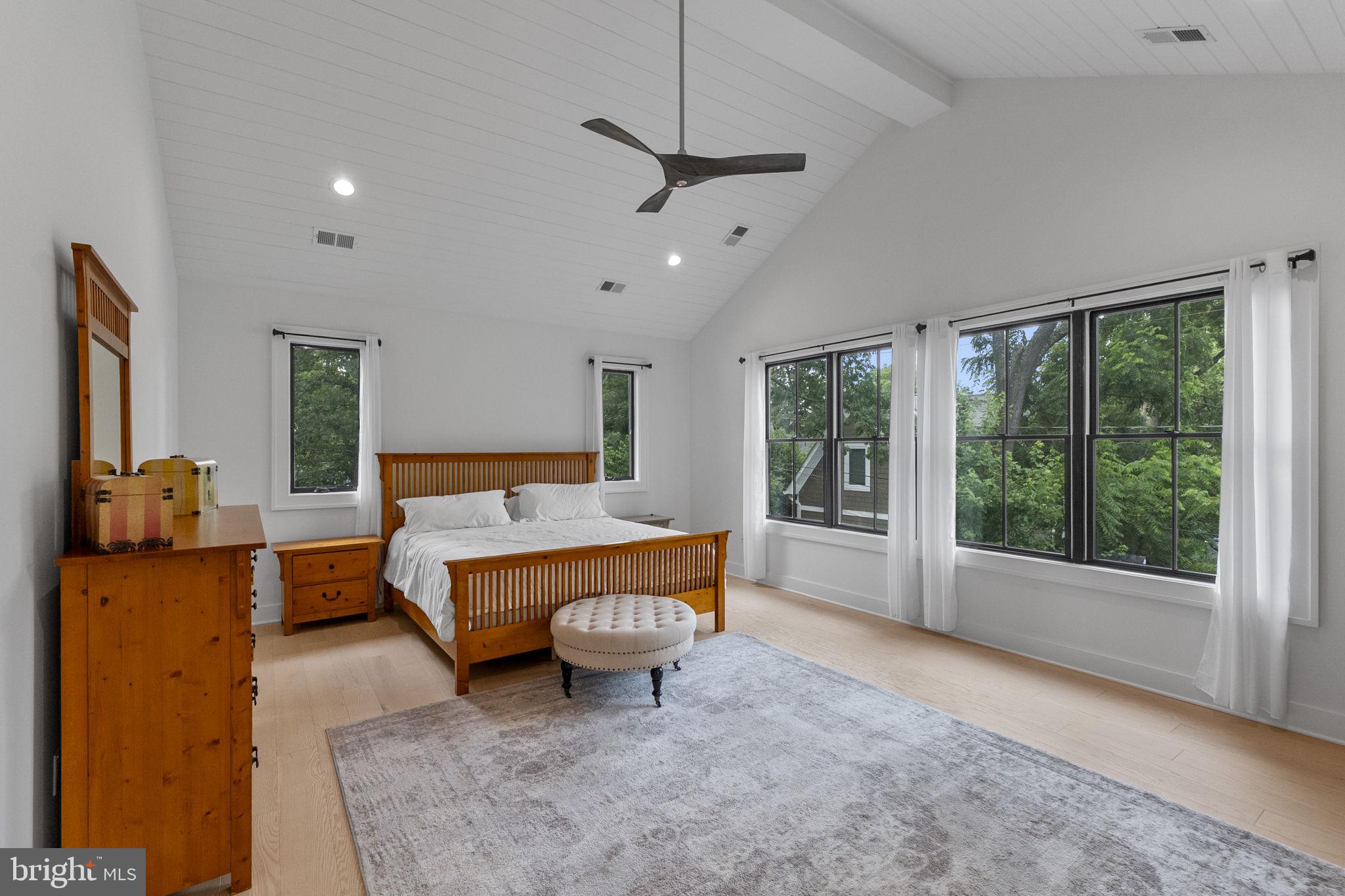 ASHTON HEIGHTS - Residential