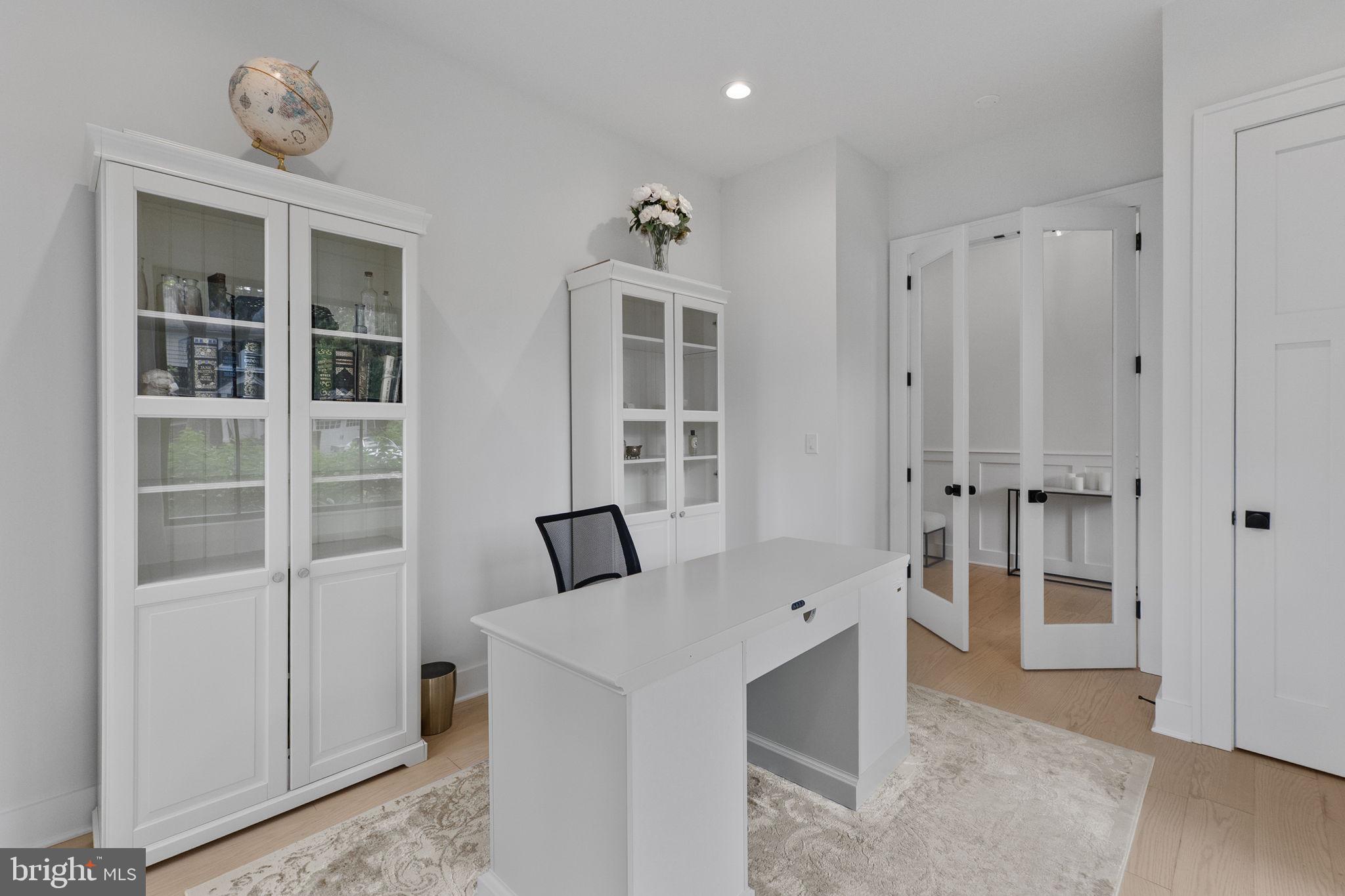 ASHTON HEIGHTS - Residential