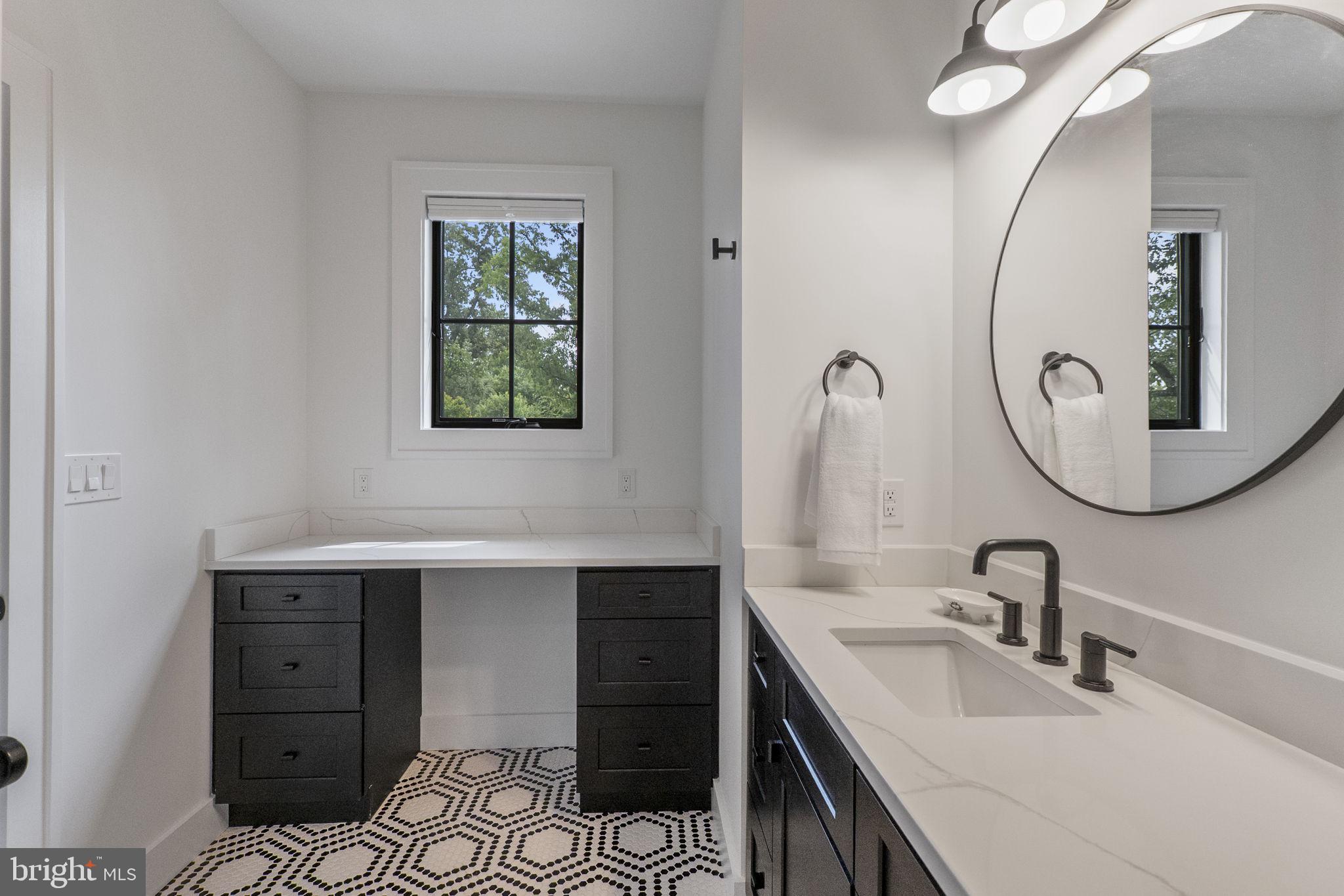 ASHTON HEIGHTS - Residential