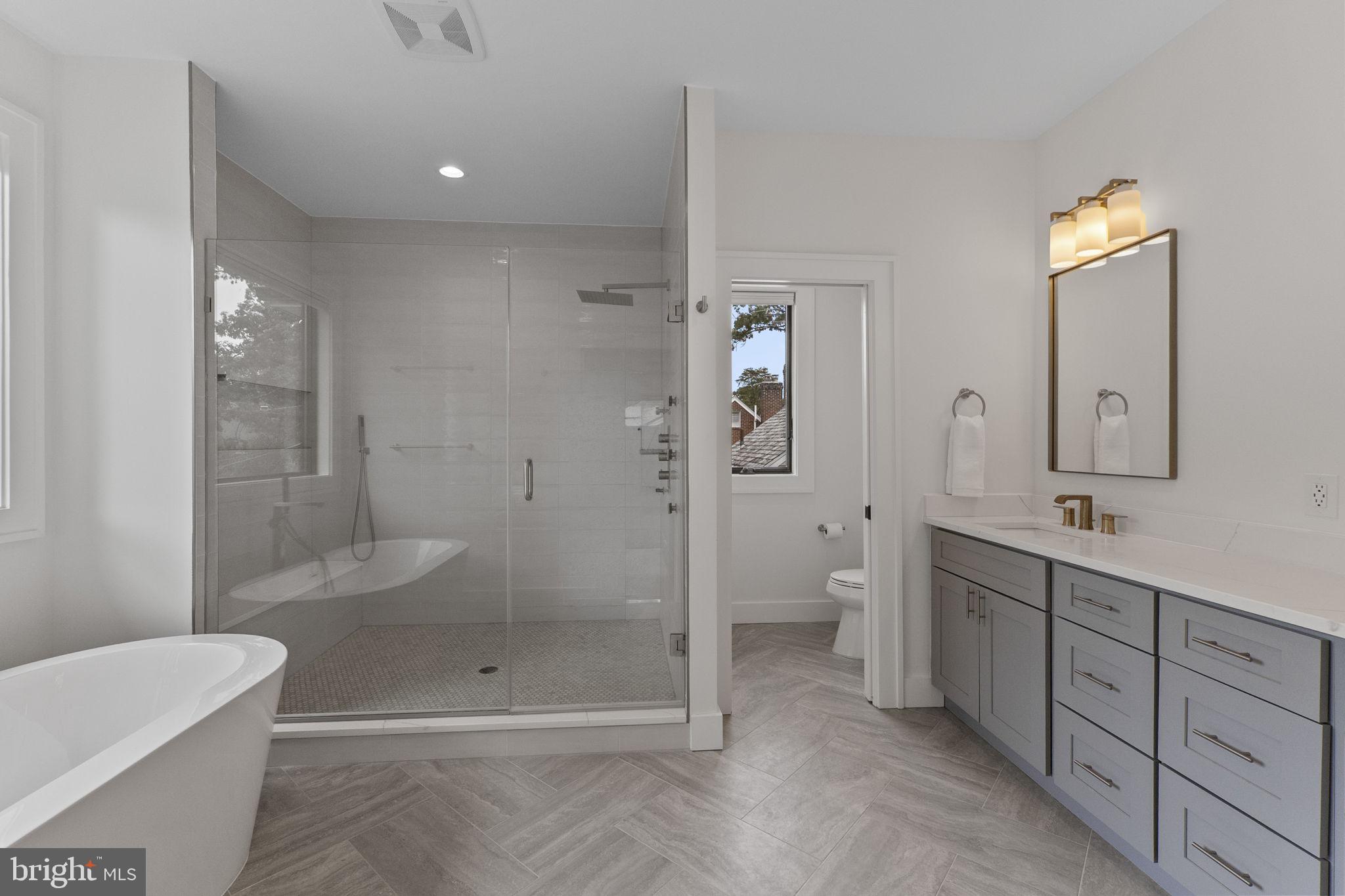 ASHTON HEIGHTS - Residential