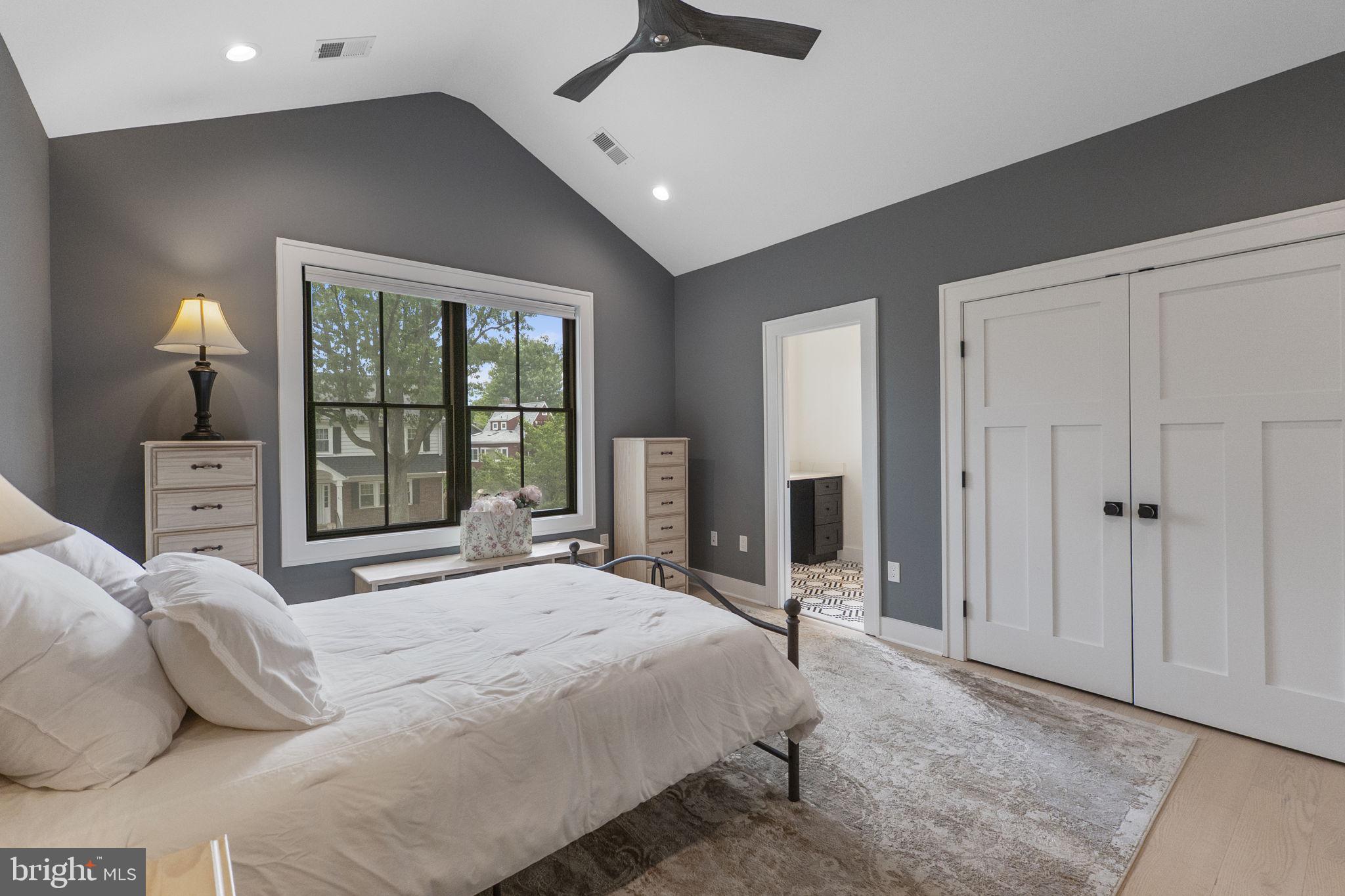 ASHTON HEIGHTS - Residential