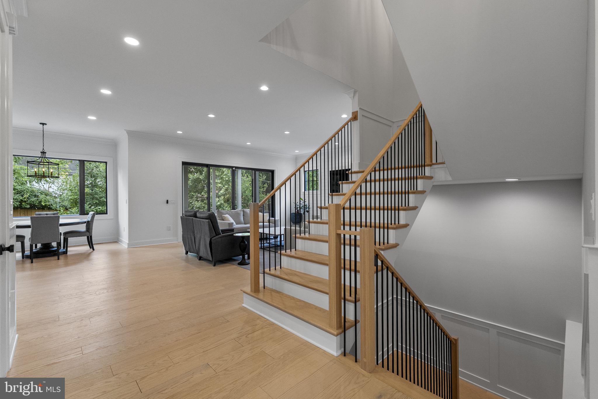 ASHTON HEIGHTS - Residential