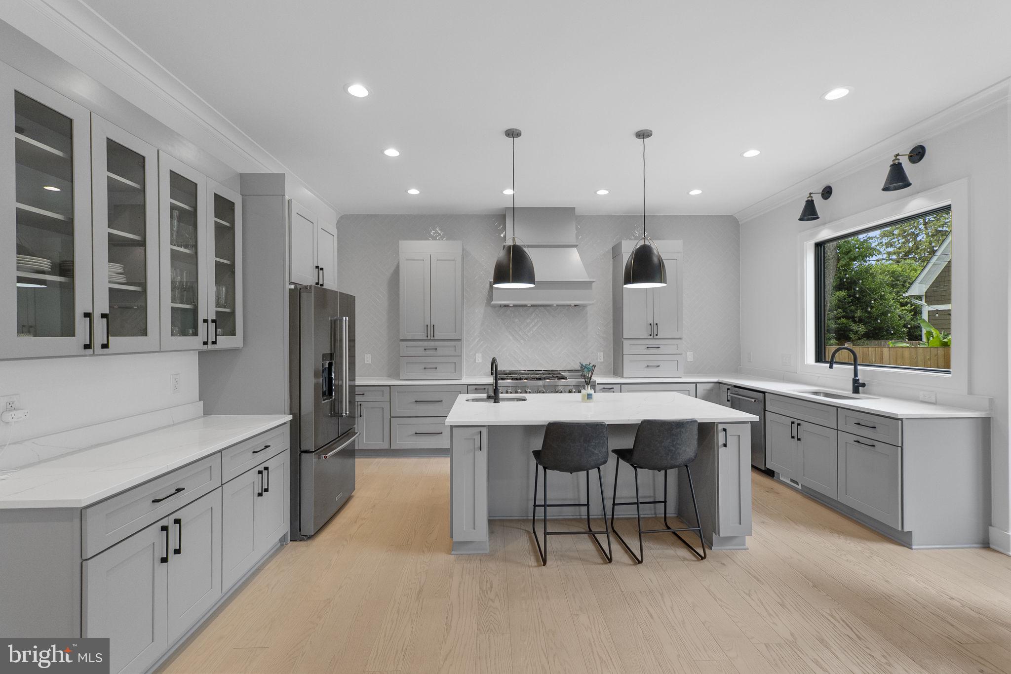 ASHTON HEIGHTS - Residential