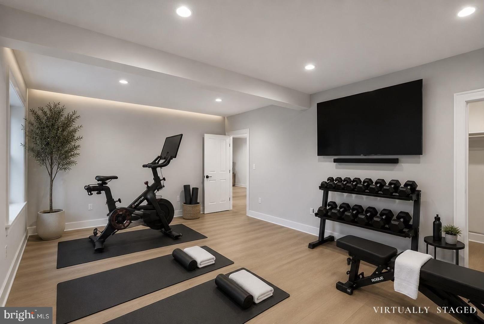 ASHTON HEIGHTS - Residential