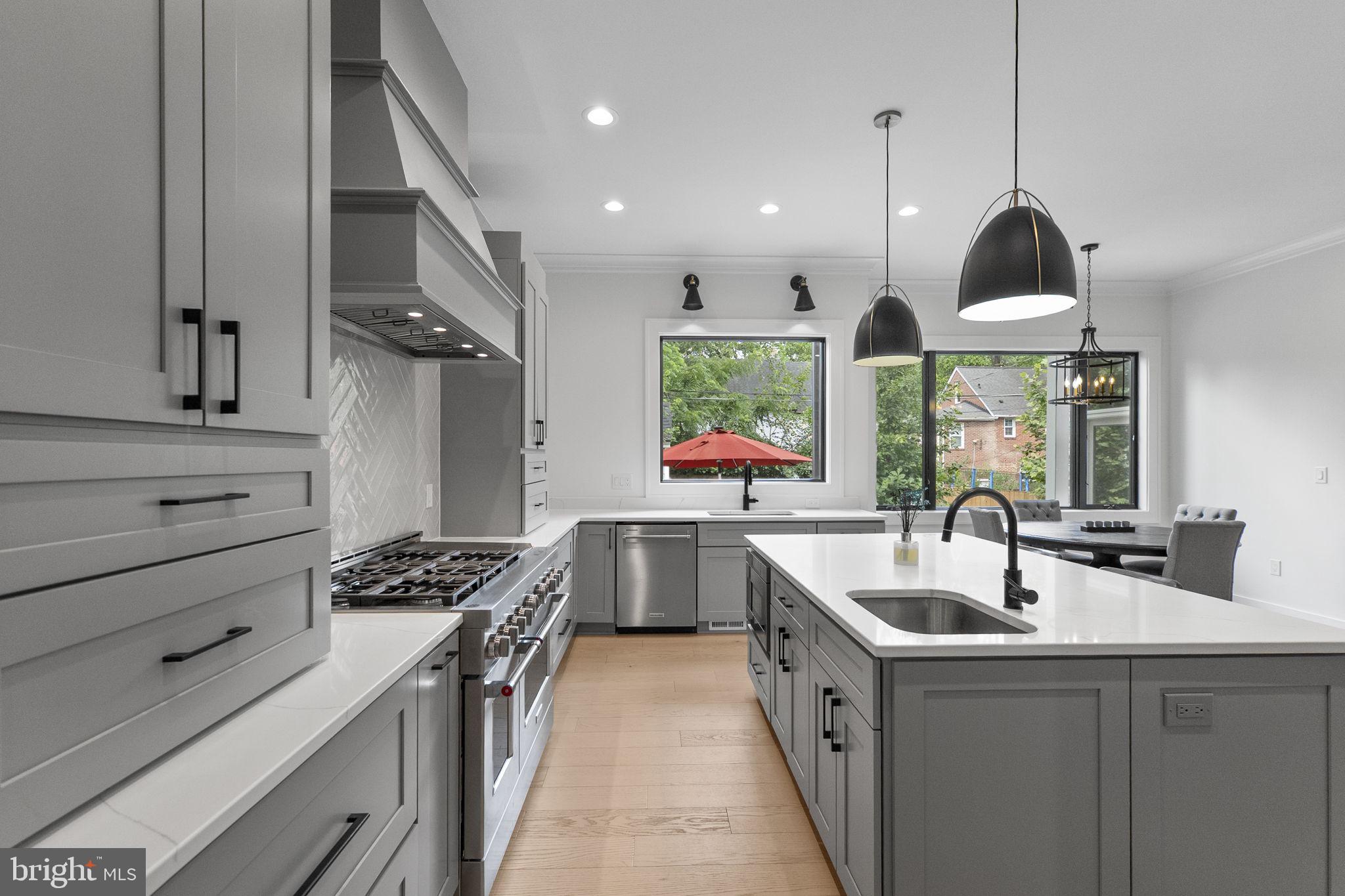 ASHTON HEIGHTS - Residential