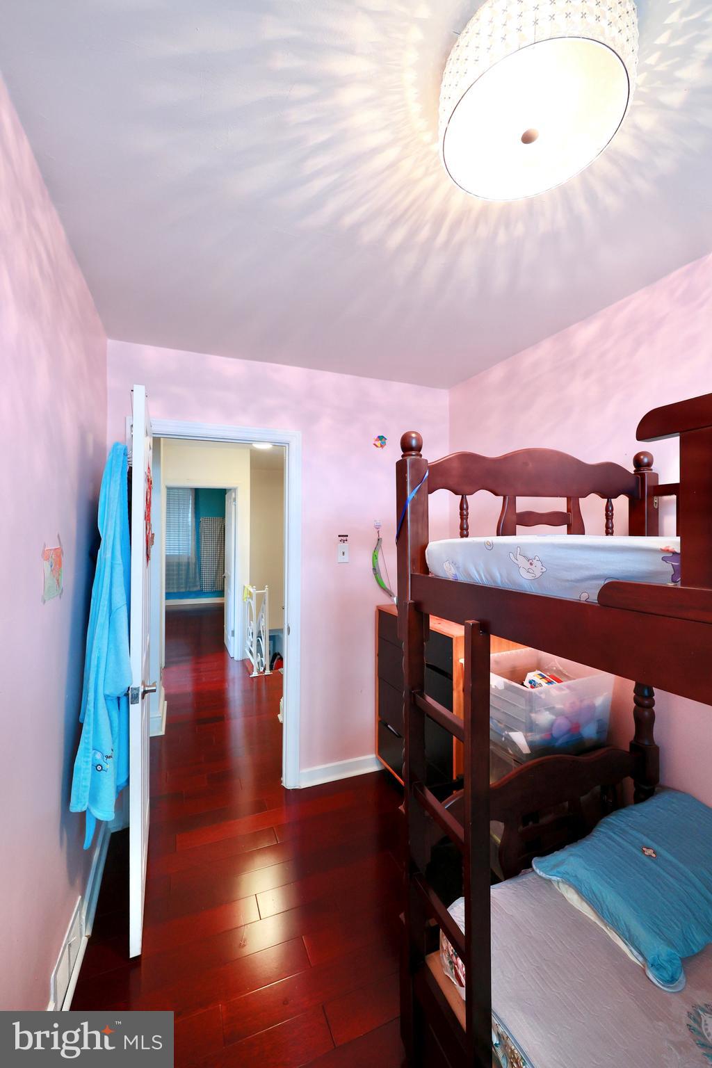 PHILADELPHIA (NORTHEAST) - Residential