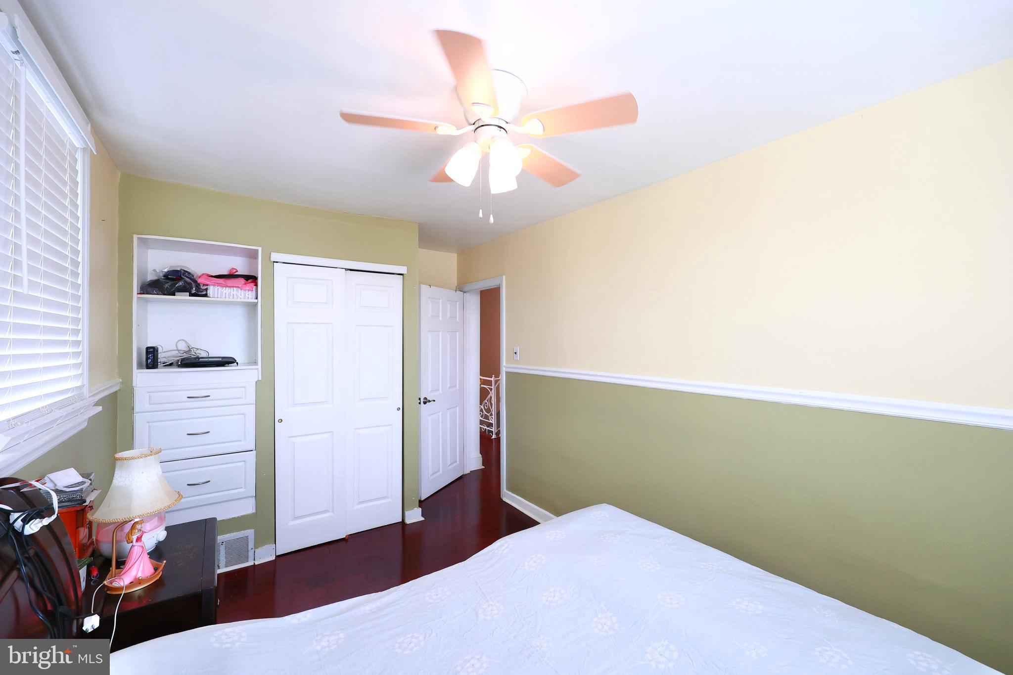 PHILADELPHIA (NORTHEAST) - Residential