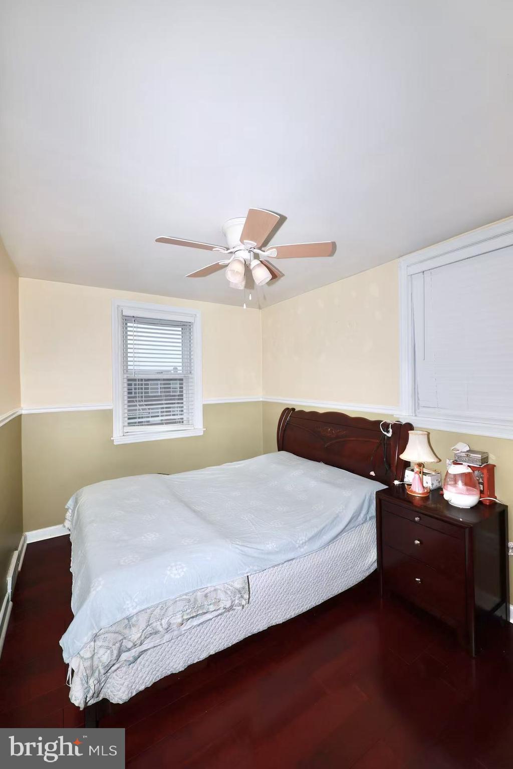 PHILADELPHIA (NORTHEAST) - Residential
