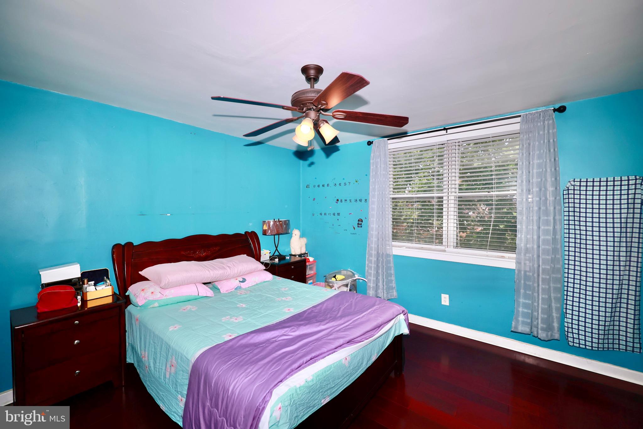 PHILADELPHIA (NORTHEAST) - Residential
