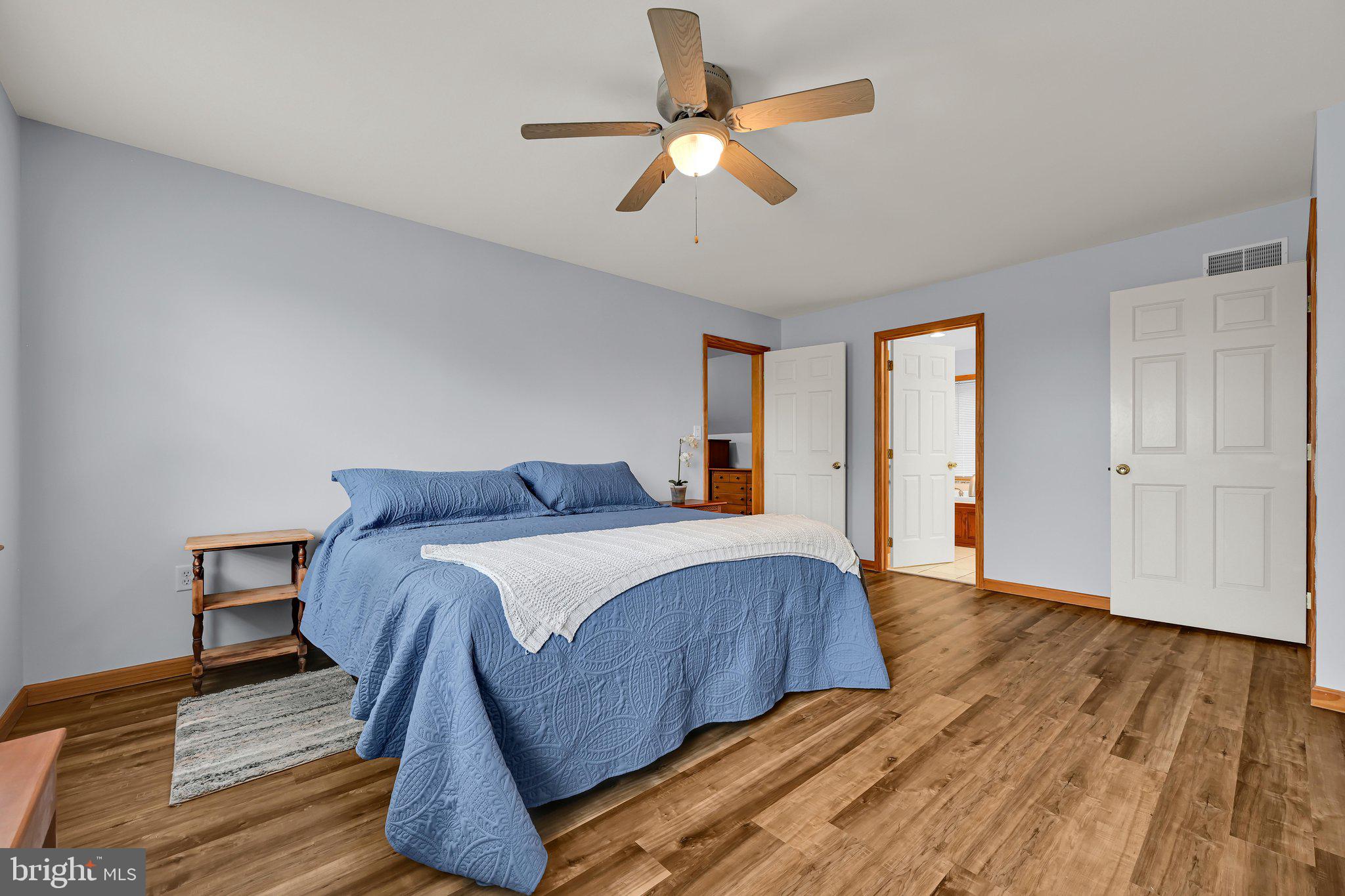 SUNNYSIDE - Residential