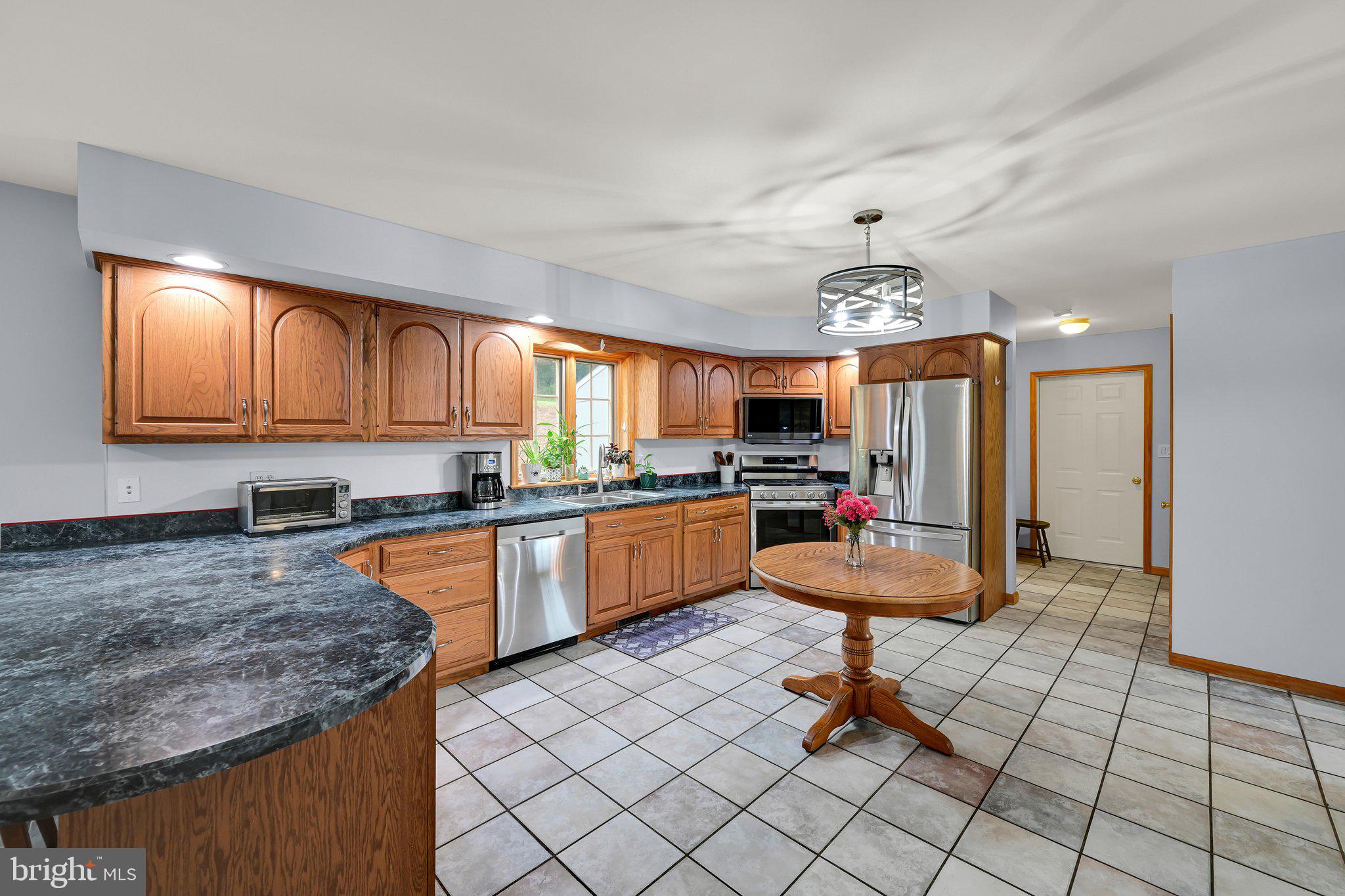 SUNNYSIDE - Residential