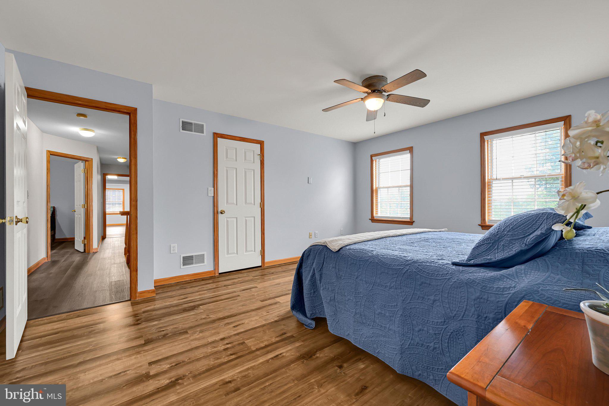SUNNYSIDE - Residential