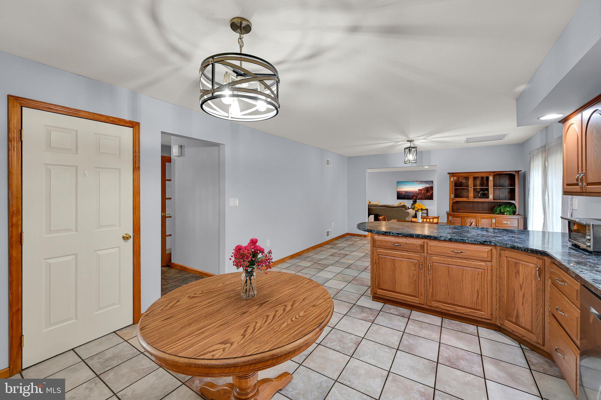 SUNNYSIDE - Residential