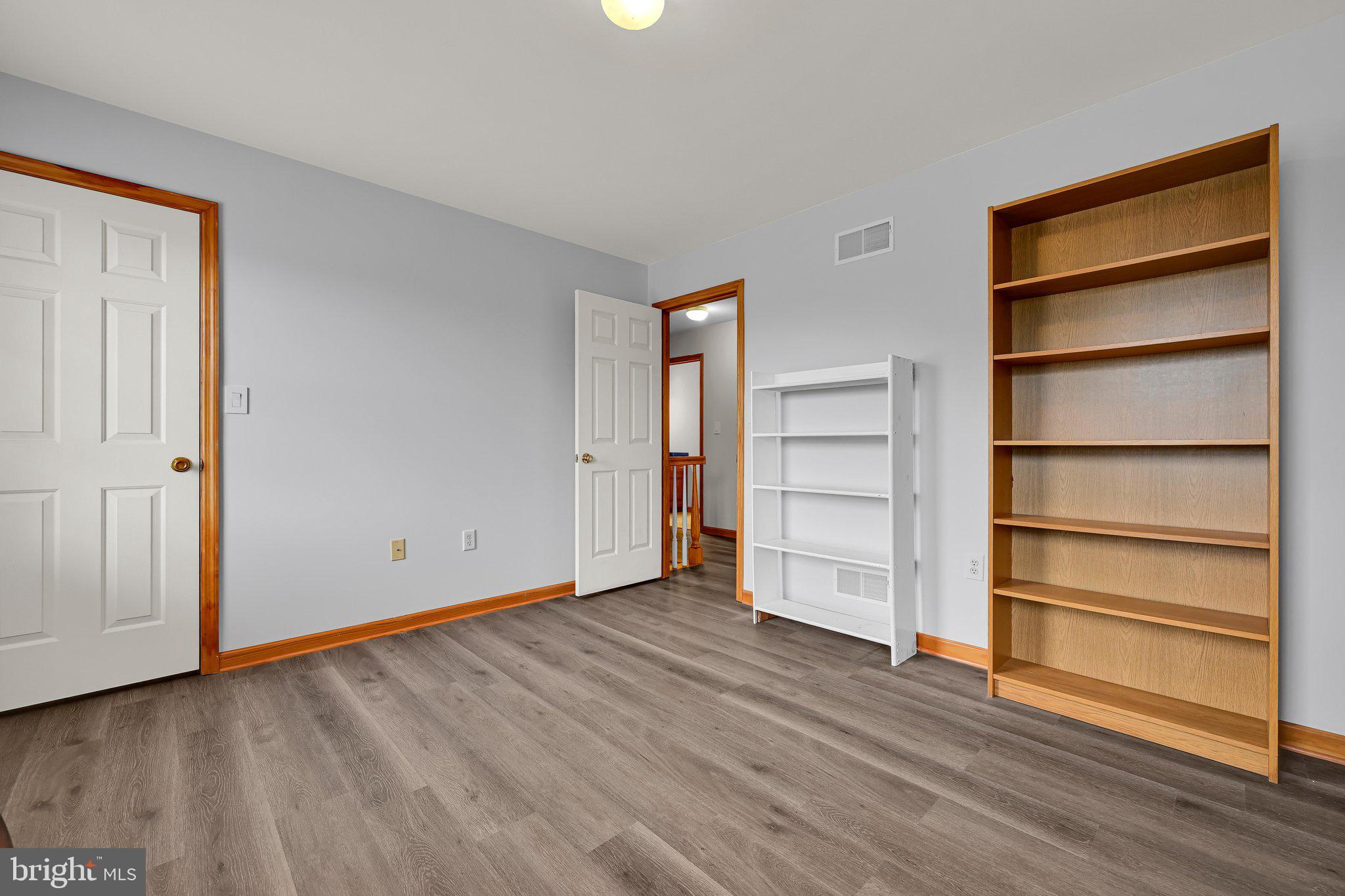 SUNNYSIDE - Residential
