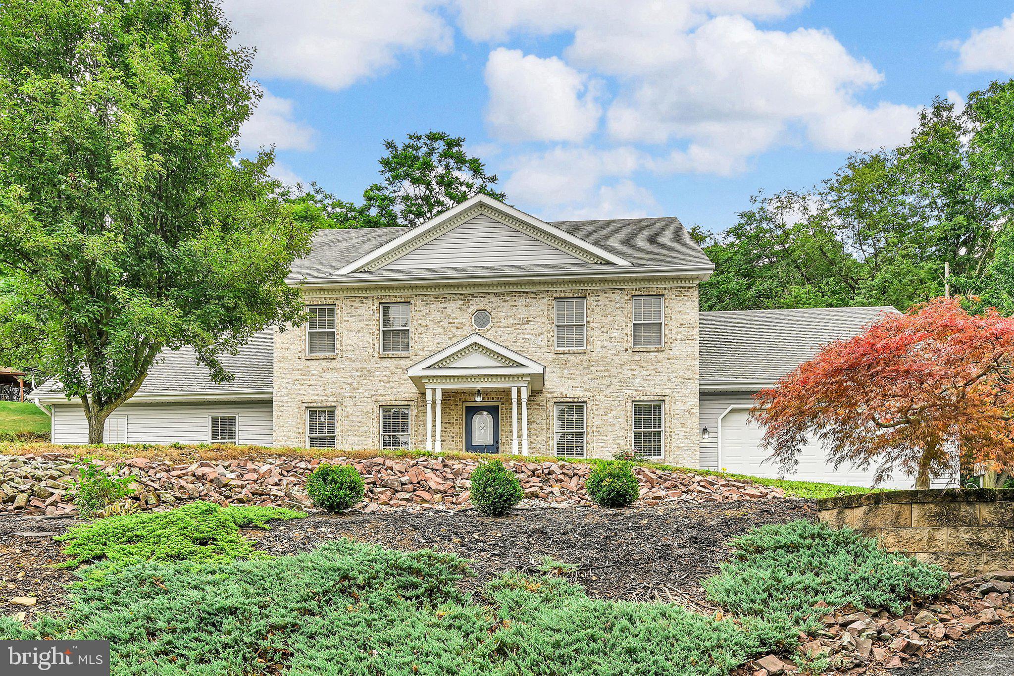 SUNNYSIDE - Residential