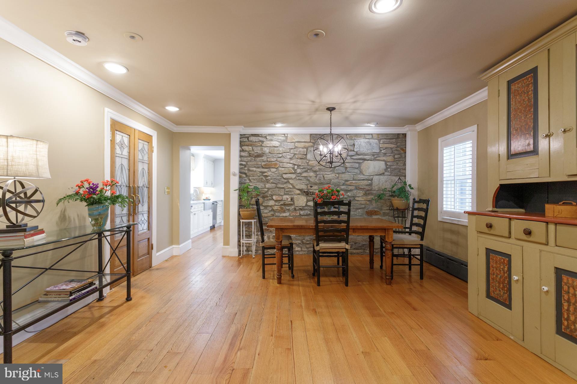 LANGHORNE MANOR - Residential