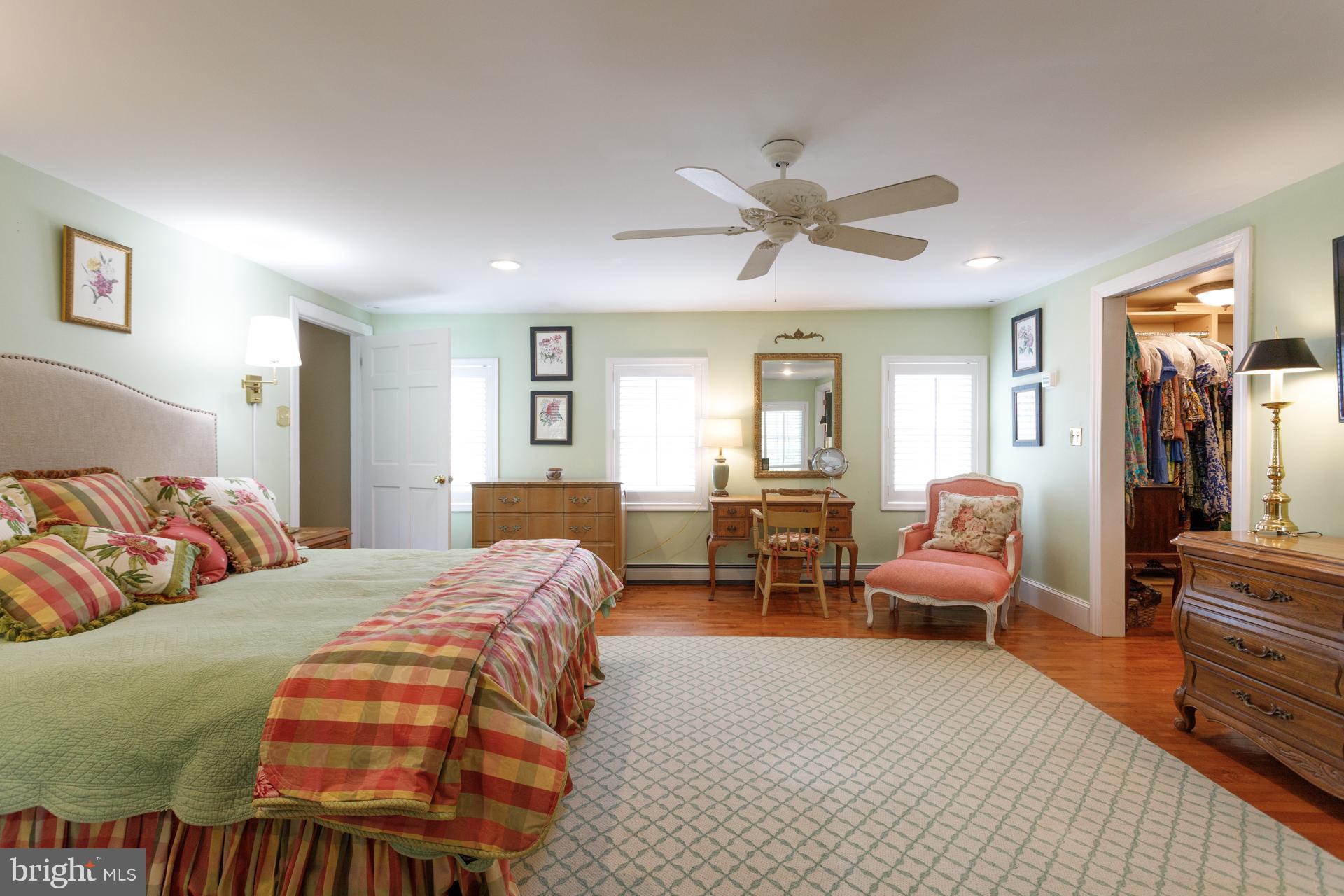 LANGHORNE MANOR - Residential