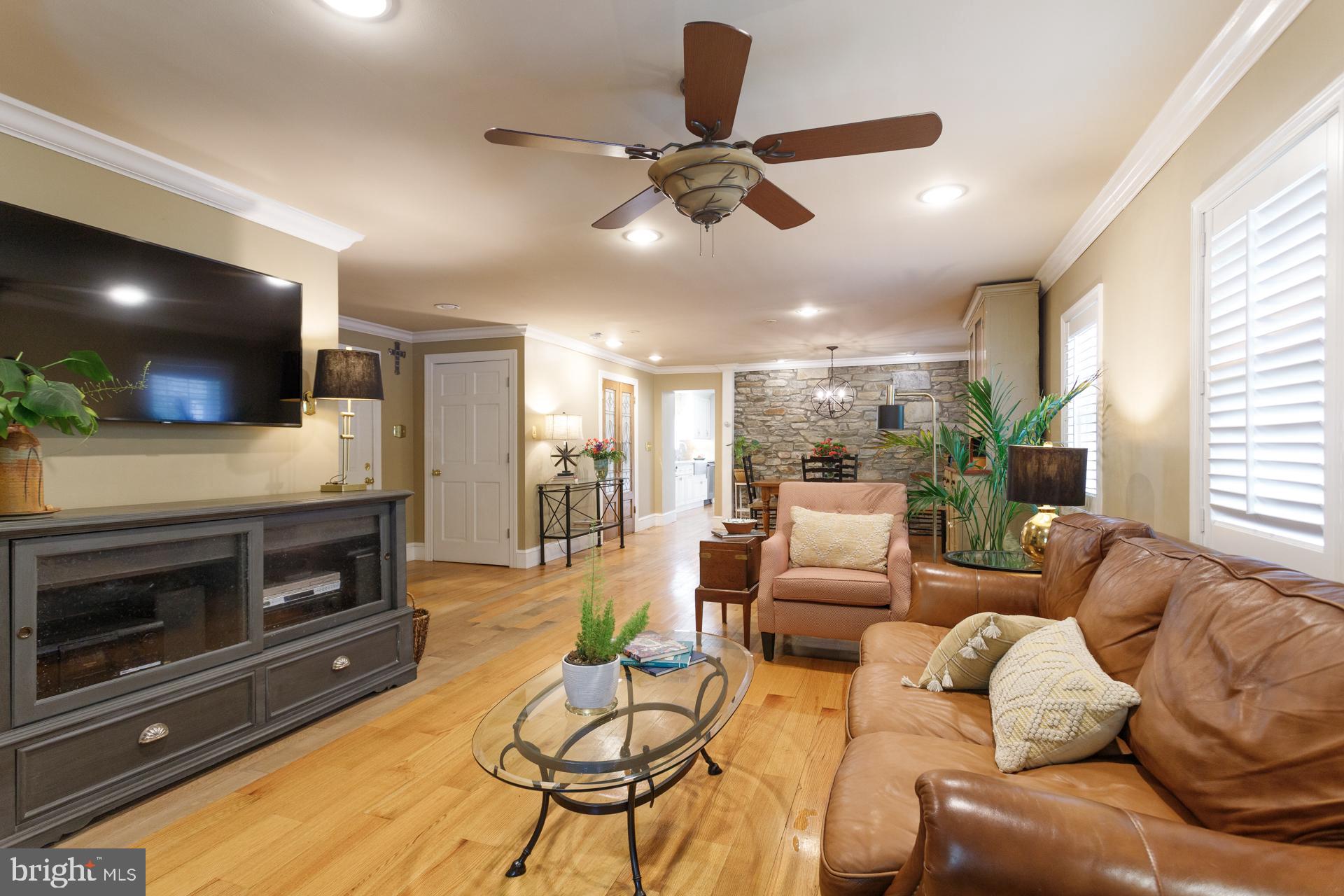 LANGHORNE MANOR - Residential