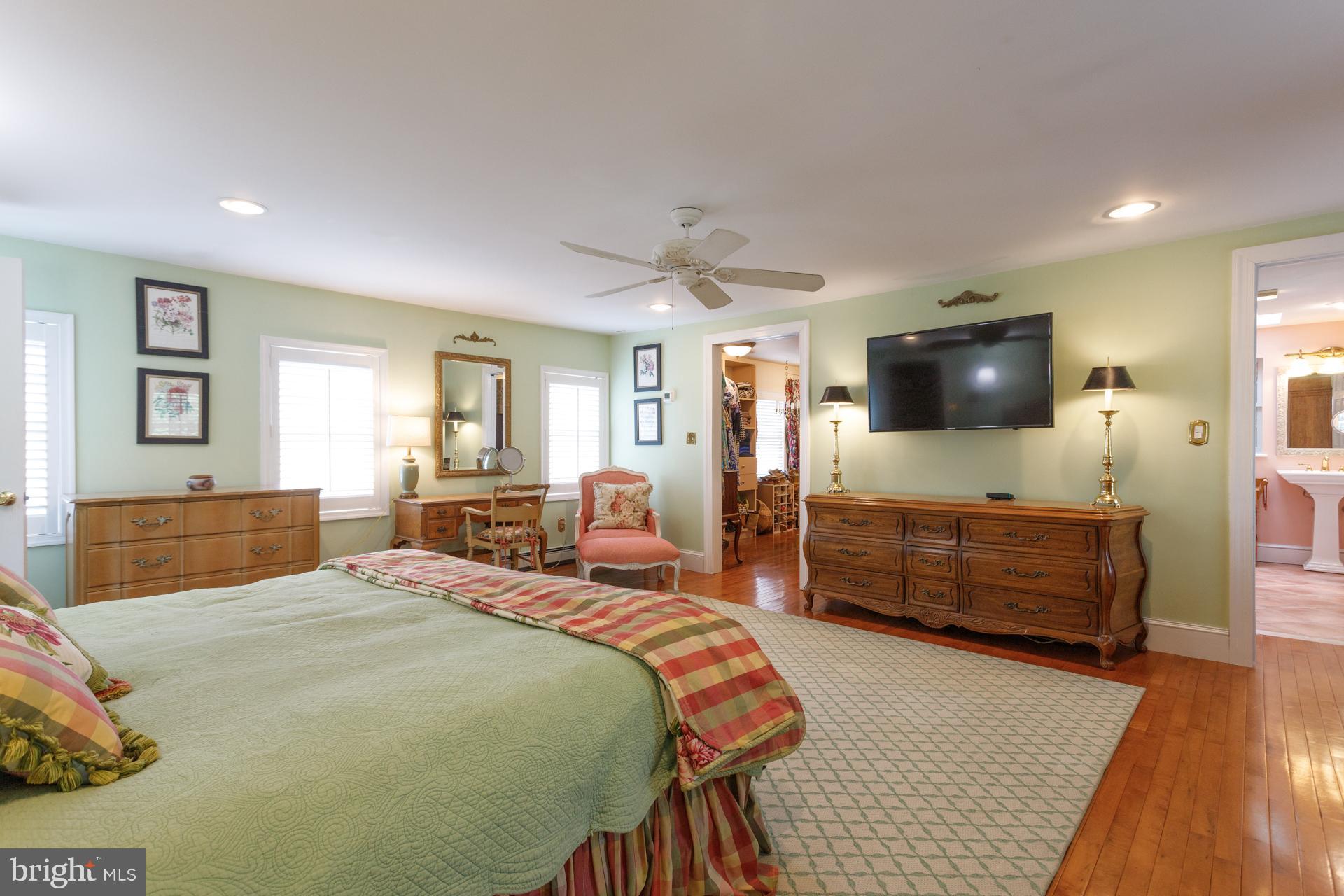 LANGHORNE MANOR - Residential