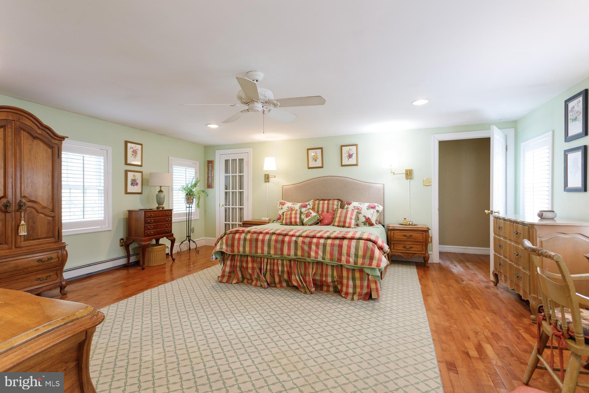 LANGHORNE MANOR - Residential