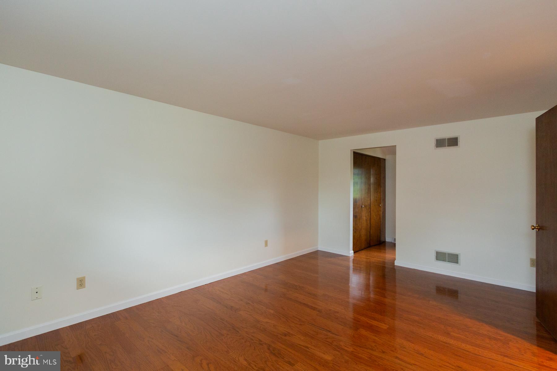 EAST BROOKE - Residential
