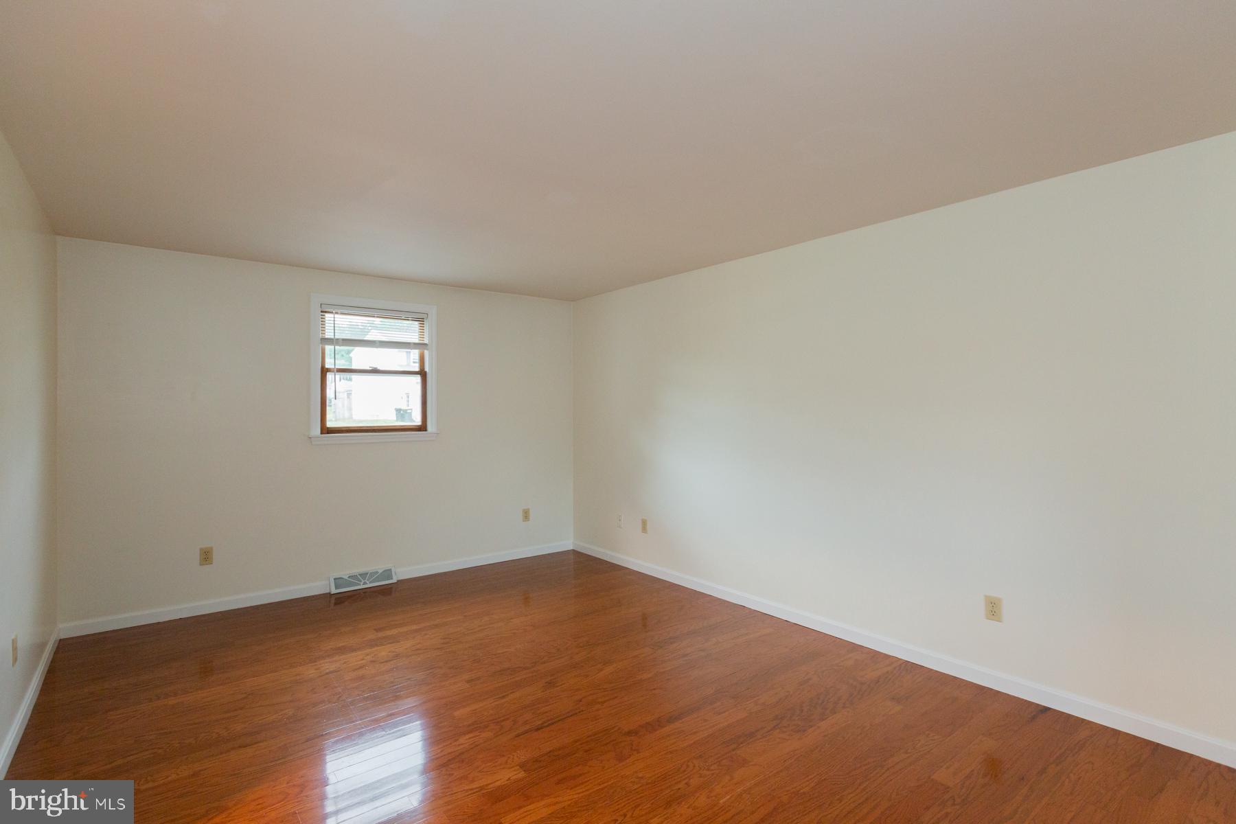 EAST BROOKE - Residential