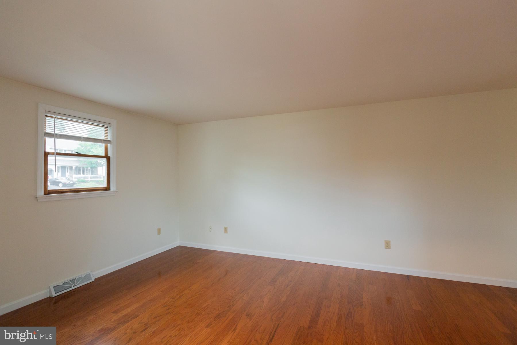 EAST BROOKE - Residential
