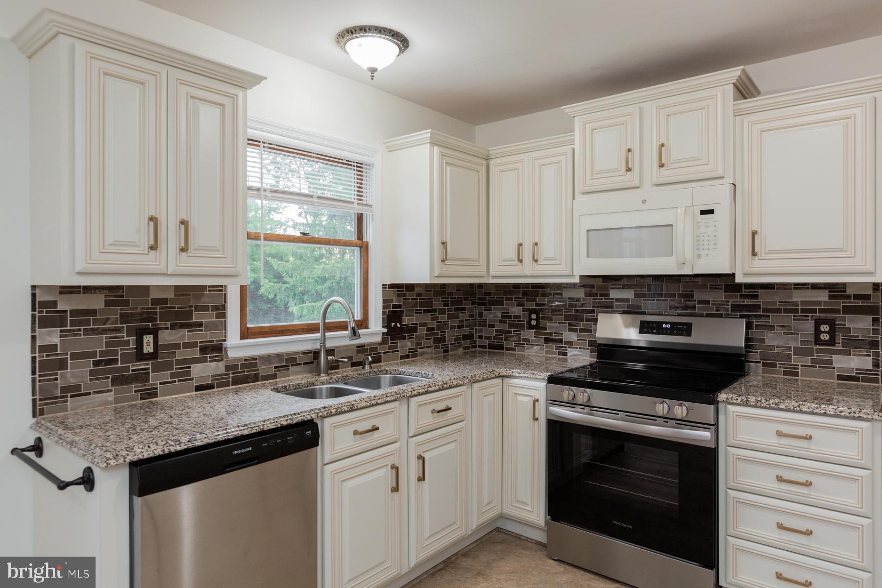 EAST BROOKE - Residential