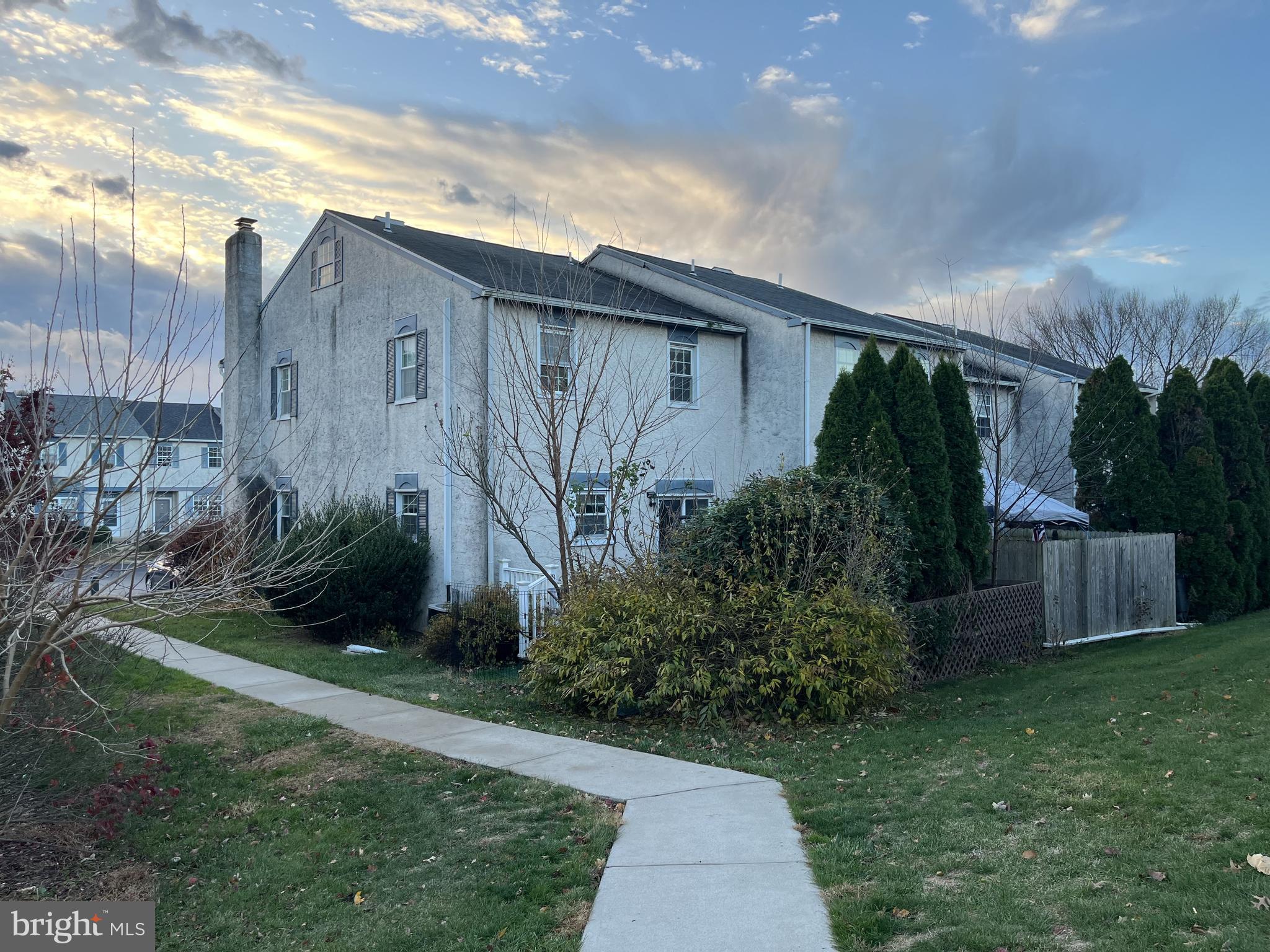 WALNUT RIDGE ESTS - Residential