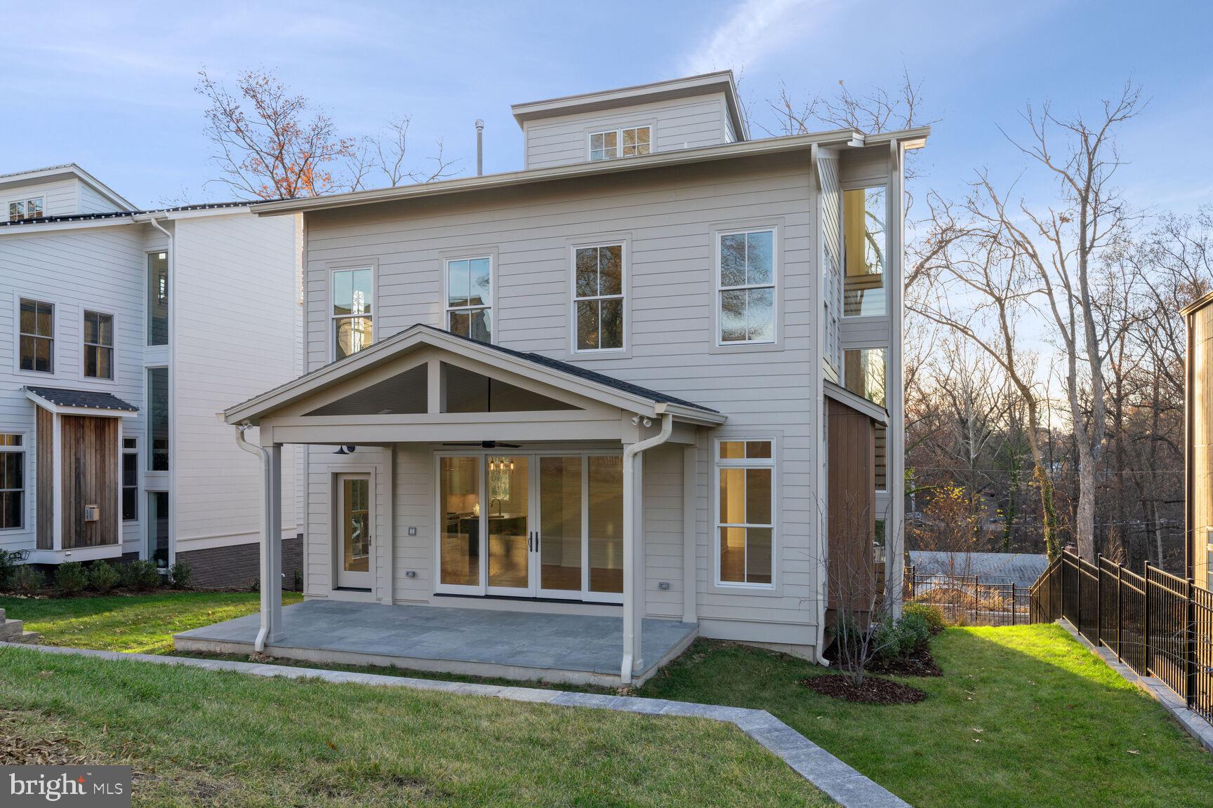 ALCOVA HEIGHTS - Residential