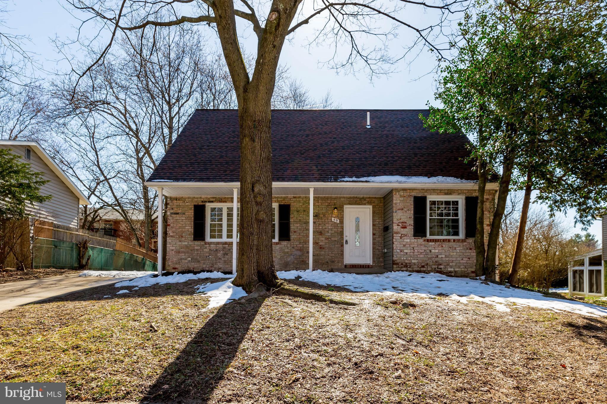 TURN KEY RENOVATION ON QUIET BLOCK! NEW KITCHEN W/ OPEN CONCEPT, GRANITE & STAINLESS, UPDATED EVERYTHNG INCLUDING A MSTR SUITE & 3 OTHER BRs on UPPER LVL. LARGE ROOM & FULL BATHROOM ON LOWER LVL FOR GUEST RM OR INLAW SUITE! BEAUTIFUL FLOORING & NEW CARPET THROUGHOUT, PLENTY OF STORAGE.NICELY SIZED YARD. HURRY & JUST MOVE RIGHT IN TO THIS GREAT OPPORTUNITY! EZ TO SEE!