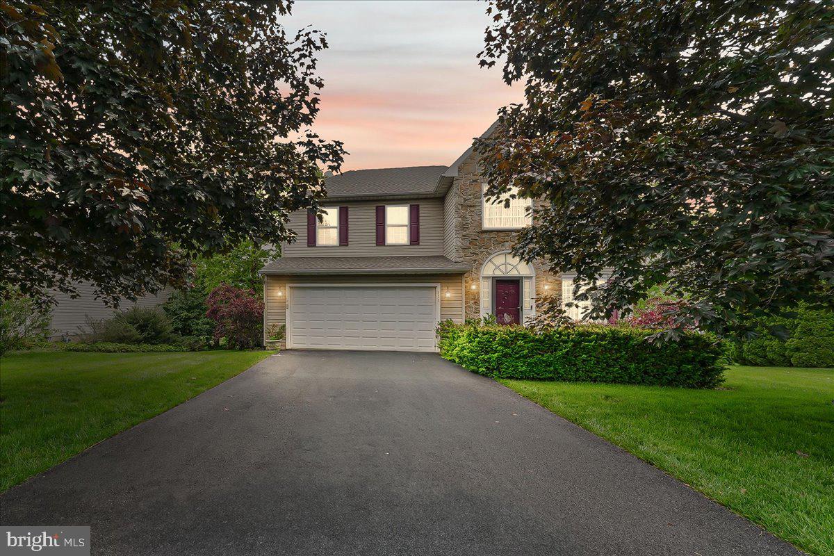 BRANFORD VILLAGE - Residential