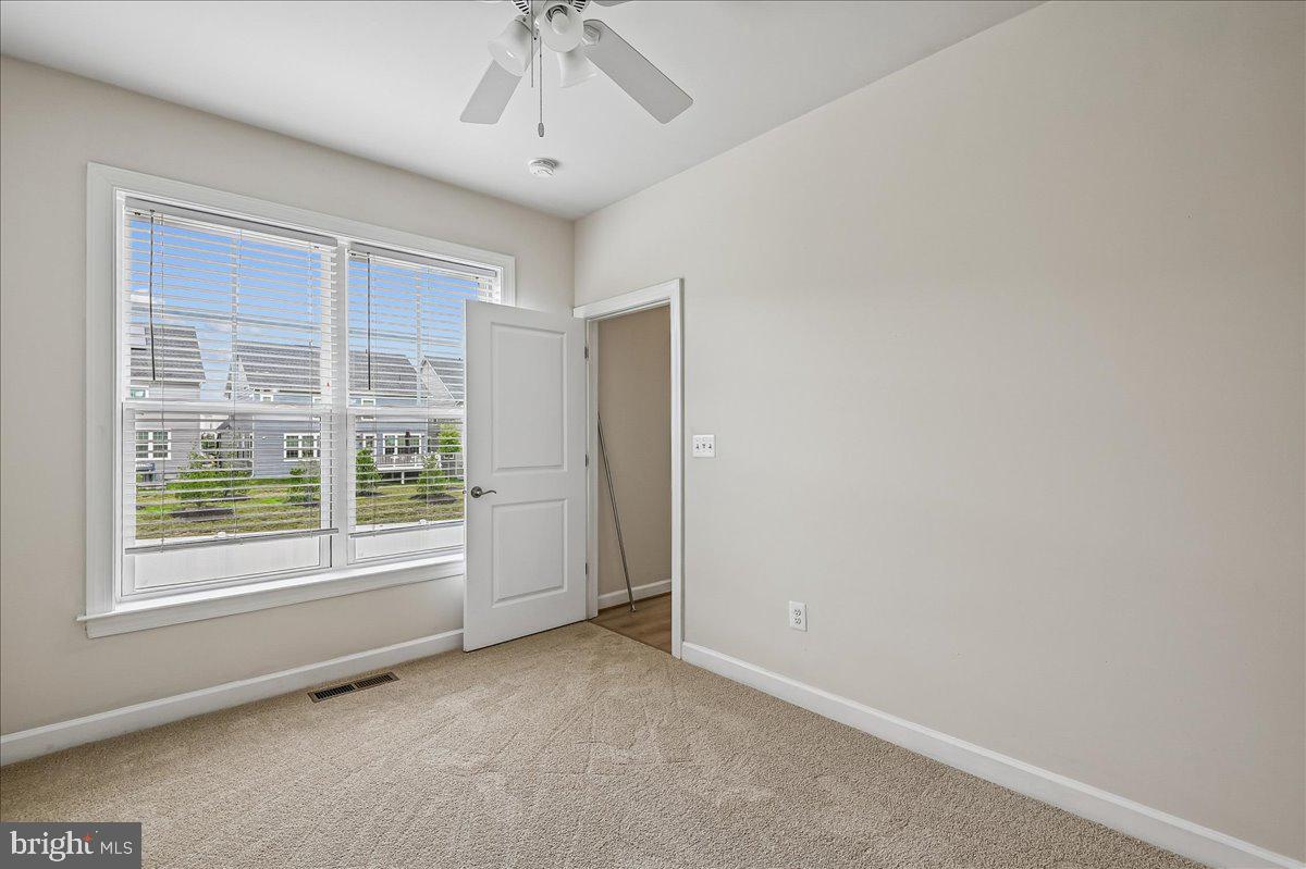 TWO RIVERS - Residential
