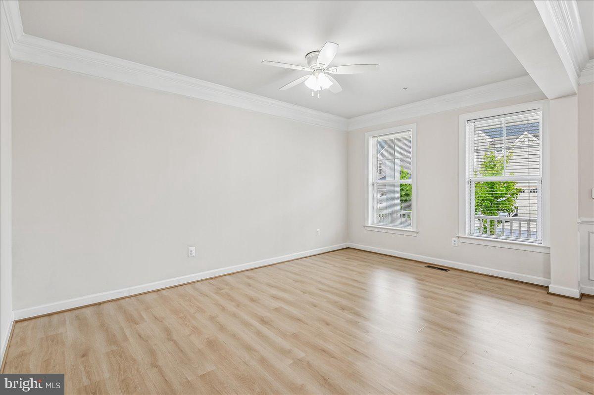 TWO RIVERS - Residential
