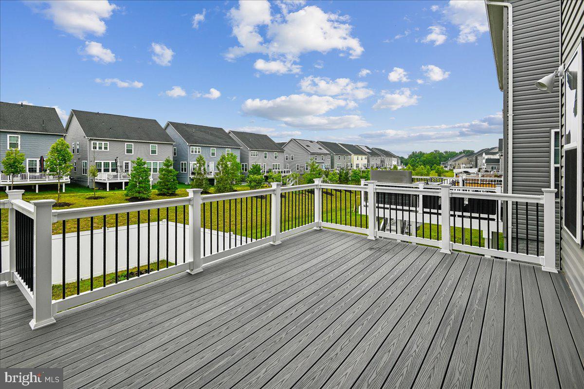TWO RIVERS - Residential