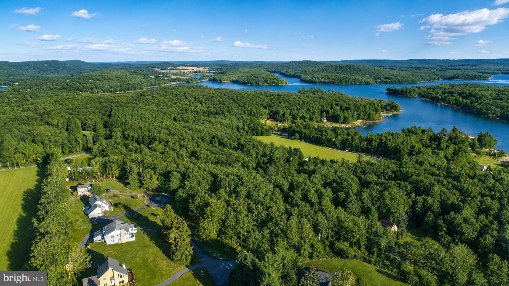 PARADISE RIDGE - Land