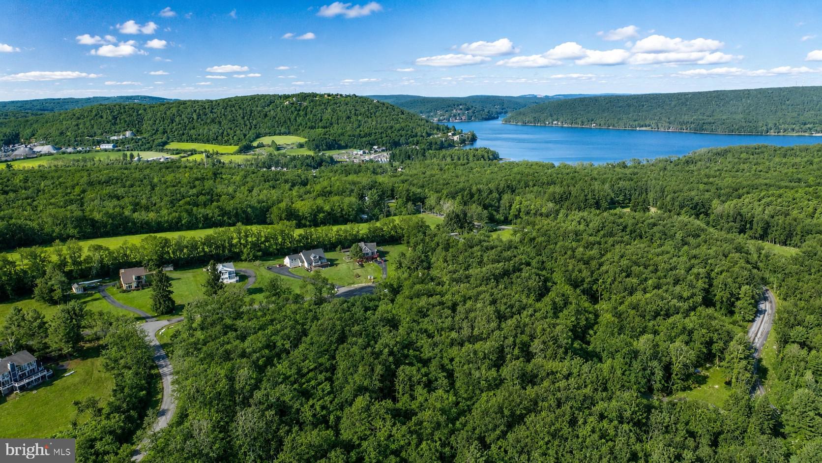 PARADISE RIDGE - Land