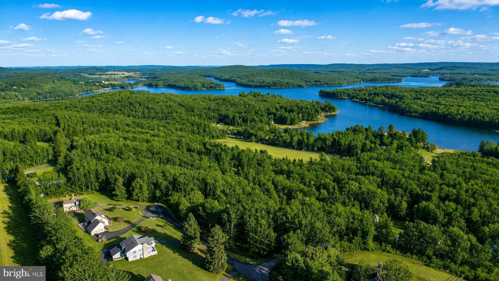 PARADISE RIDGE - Land